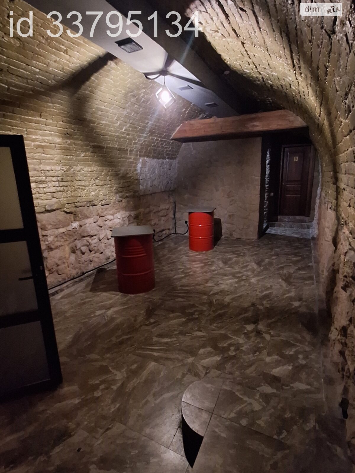 Коммерческое помещение в Львове, сдам в аренду по Лычаковская улица 3, район Центр, цена: 42 400 грн за объект фото 1 Коммерческое помещение в Львове, сдам в аренду по Лычаковская улица 3, район Центр, цена: 42 400 грн за объект фото 1