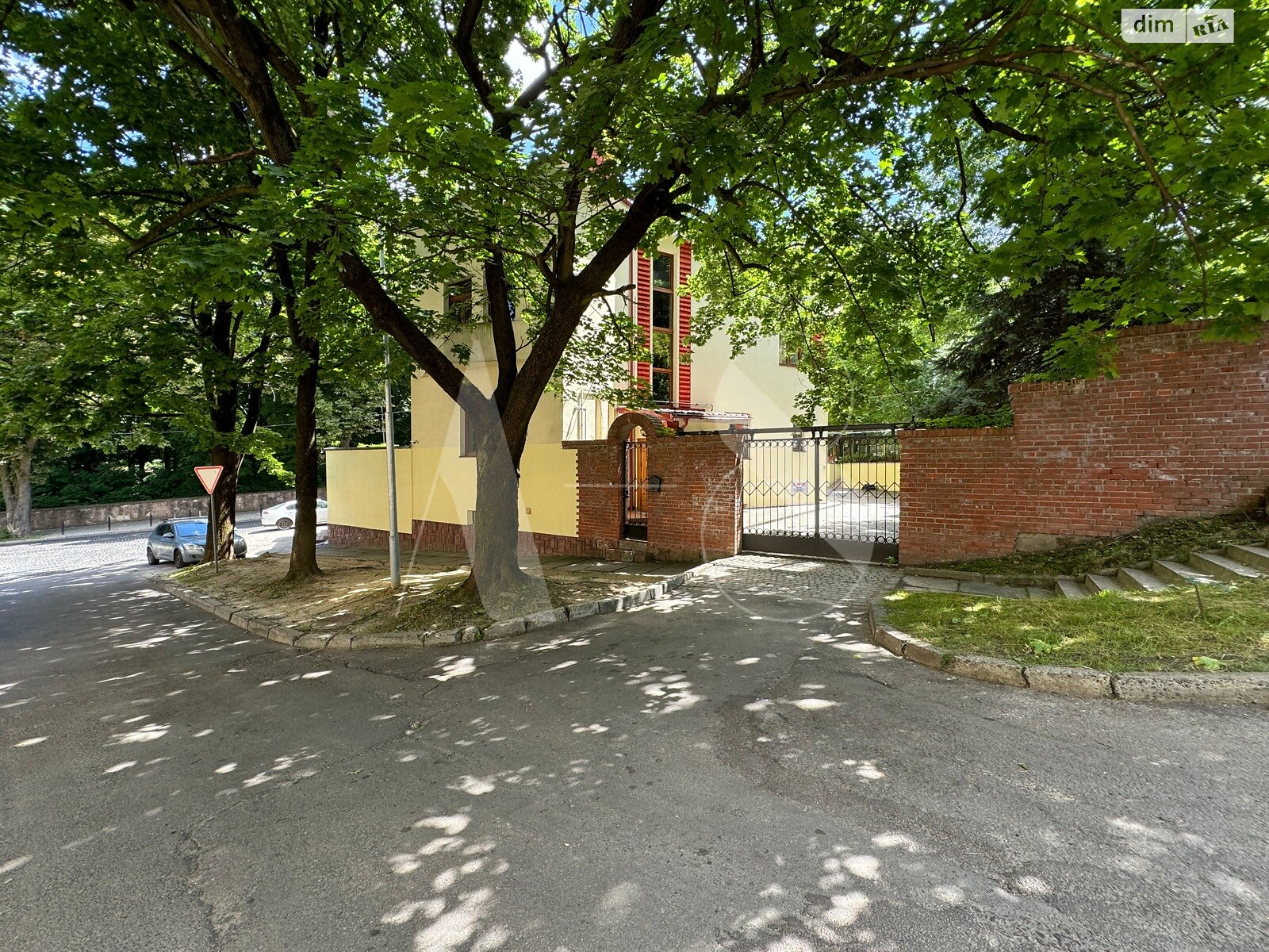 Комерційне приміщення в Львові, здам в оренду по Похила вулиця 1, район Вулька, ціна: 124 950 грн за об’єкт фото 1 Комерційне приміщення в Львові, здам в оренду по Похила вулиця 1, район Вулька, ціна: 124 950 грн за об’єкт фото 1