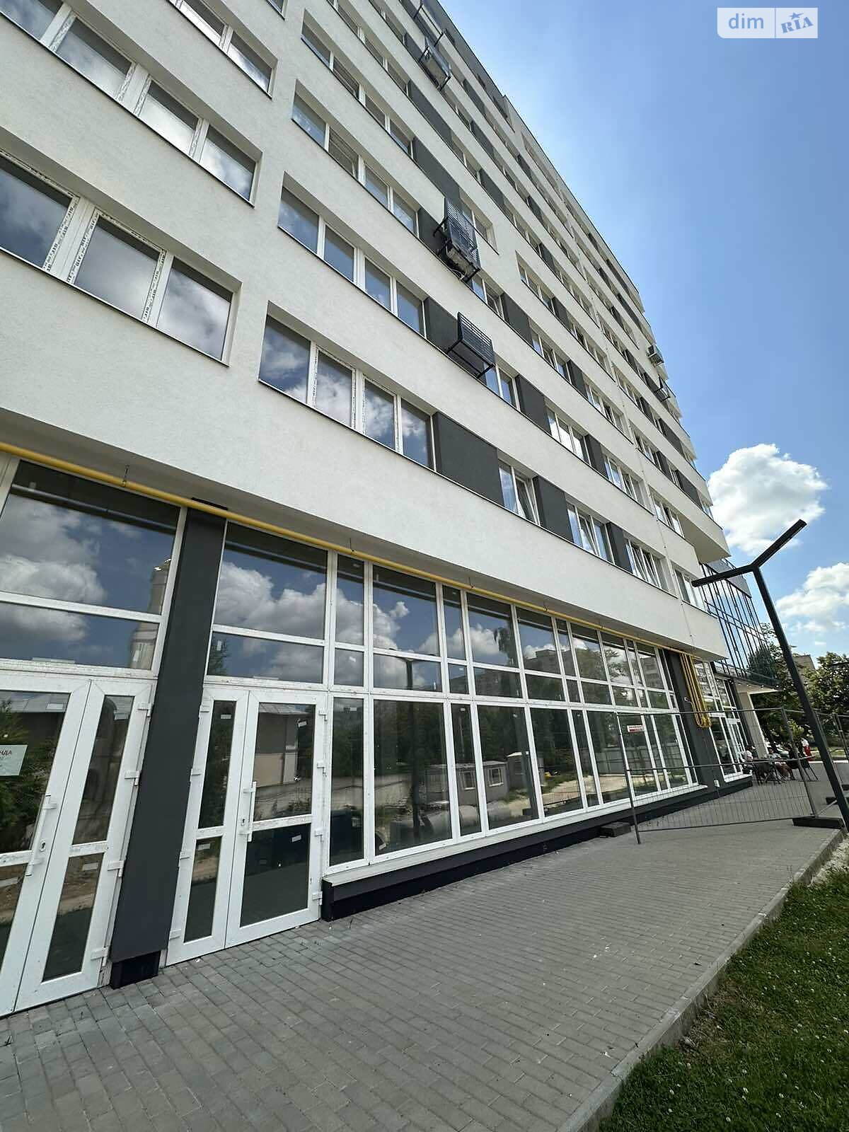 Комерційне приміщення в Львові, здам в оренду по Володимира Великого вулиця 10, район Вулька, ціна: 54 171 грн за об’єкт фото 1 Комерційне приміщення в Львові, здам в оренду по Володимира Великого вулиця 10, район Вулька, ціна: 54 171 грн за об’єкт фото 1