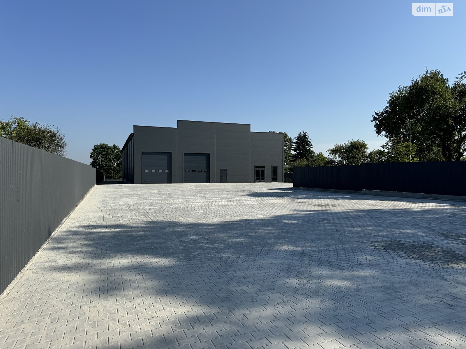 Коммерческое помещение в Львове, сдам в аренду по Городоцкая улица, район Зализнычный, цена: 253 200 грн за объект фото 1 Коммерческое помещение в Львове, сдам в аренду по Городоцкая улица, район Зализнычный, цена: 253 200 грн за объект фото 1