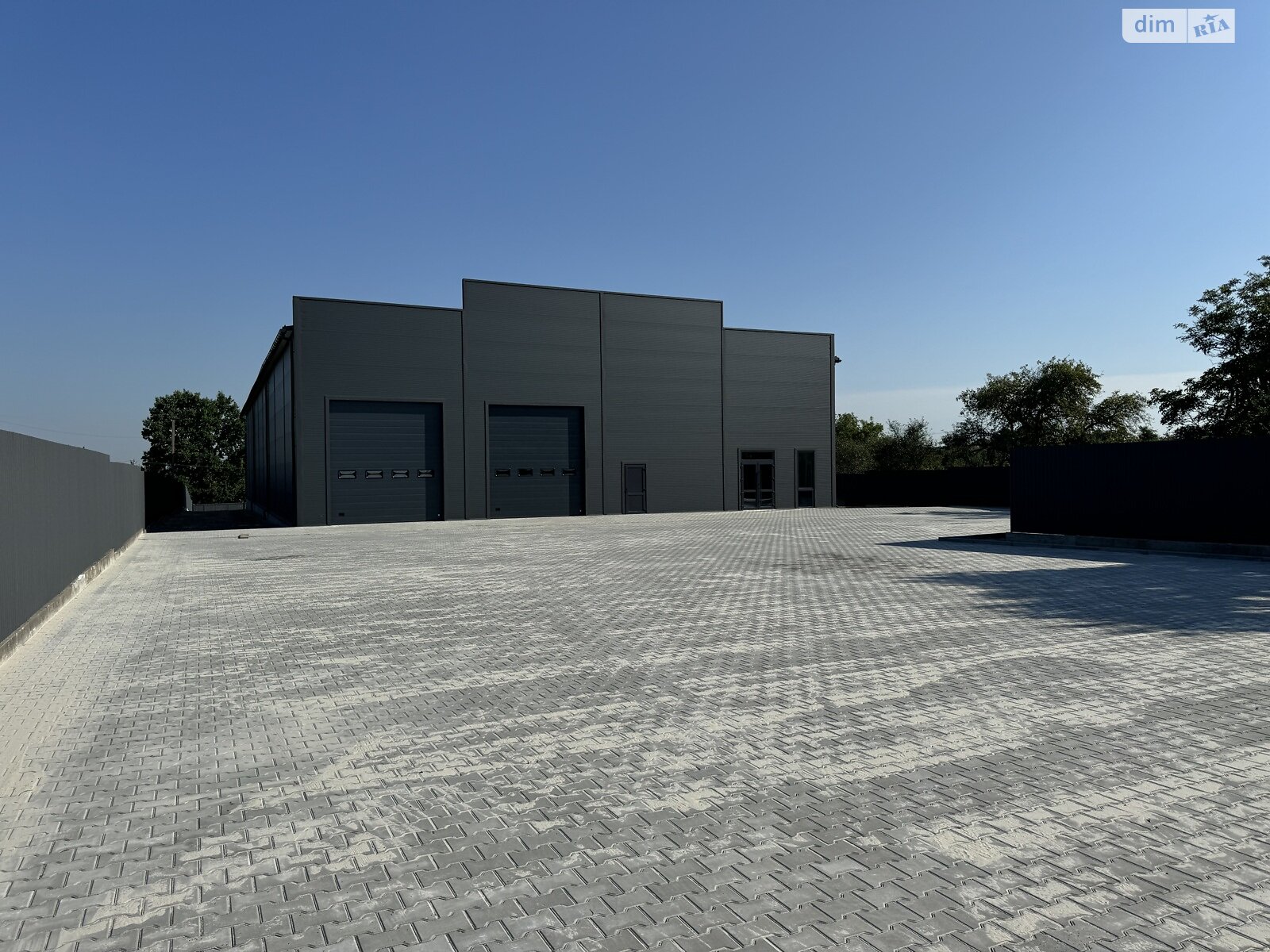 Коммерческое помещение в Львове, сдам в аренду по Городоцкая улица, район Зализнычный, цена: 253 200 грн за объект фото 1 Коммерческое помещение в Львове, сдам в аренду по Городоцкая улица, район Зализнычный, цена: 253 200 грн за объект фото 1