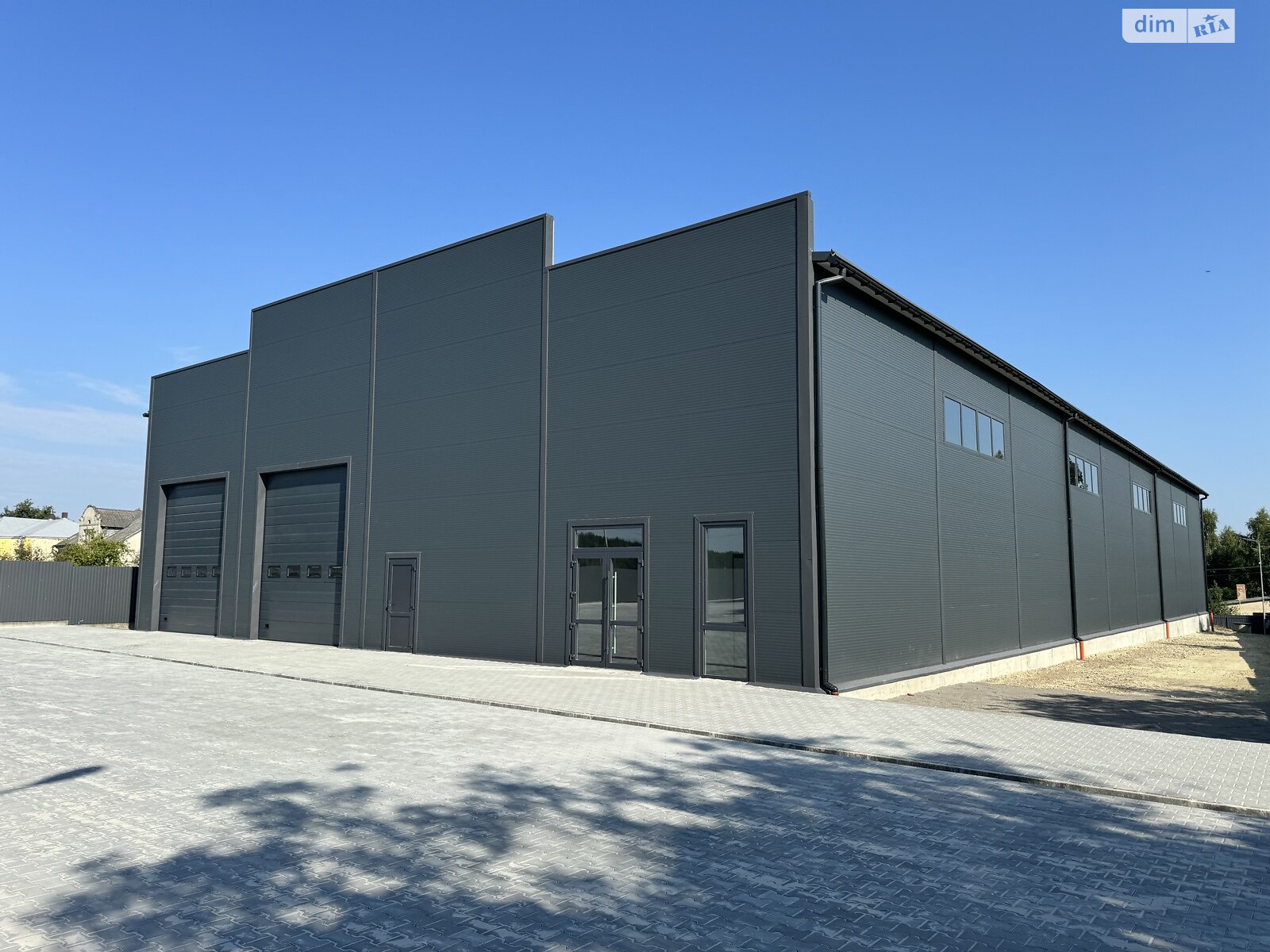 Коммерческое помещение в Львове, сдам в аренду по Городоцкая улица, район Зализнычный, цена: 253 200 грн за объект фото 1 Коммерческое помещение в Львове, сдам в аренду по Городоцкая улица, район Зализнычный, цена: 253 200 грн за объект фото 1