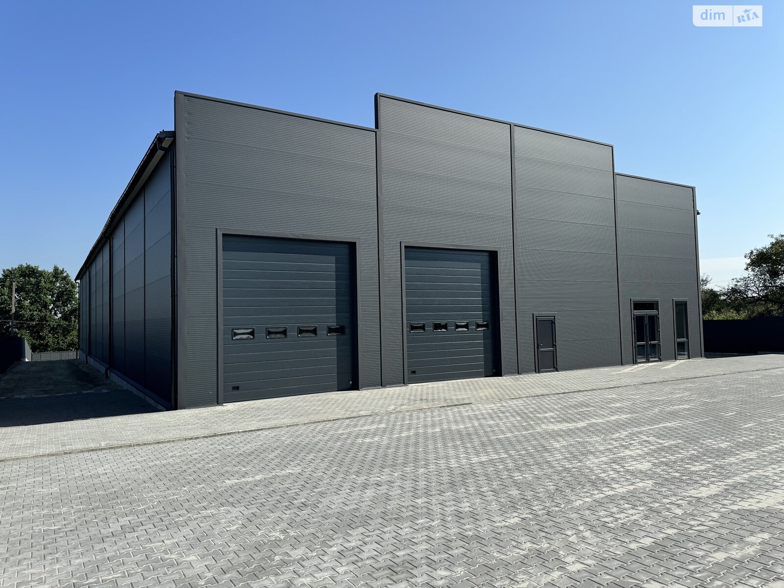 Коммерческое помещение в Львове, сдам в аренду по Городоцкая улица, район Зализнычный, цена: 253 200 грн за объект фото 1 Коммерческое помещение в Львове, сдам в аренду по Городоцкая улица, район Зализнычный, цена: 253 200 грн за объект фото 1