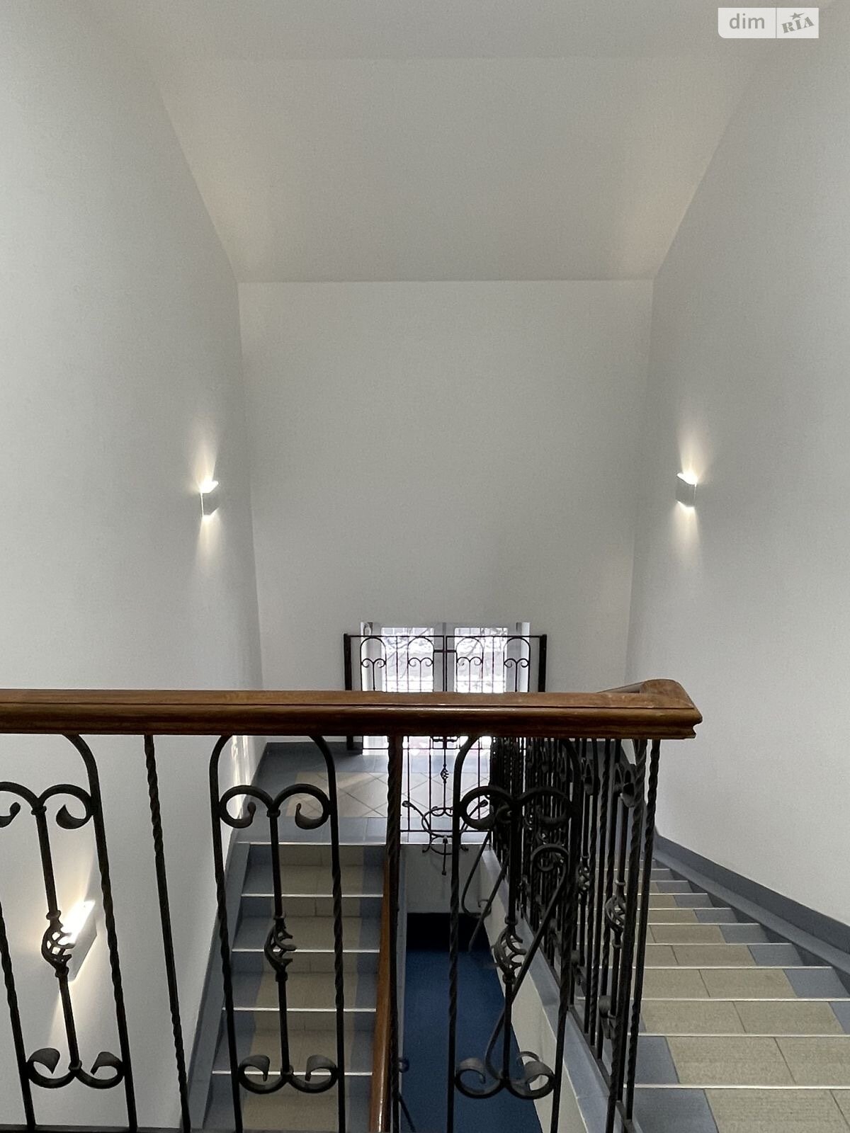 Коммерческое помещение в Львове, сдам в аренду по Городоцкая улица 154, район Зализнычный, цена: 458 000 грн за объект фото 1