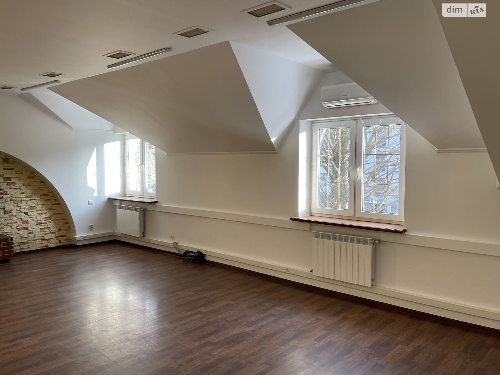 Коммерческое помещение в Львове, сдам в аренду по Городоцкая улица 154, район Зализнычный, цена: 458 000 грн за объект фото 1