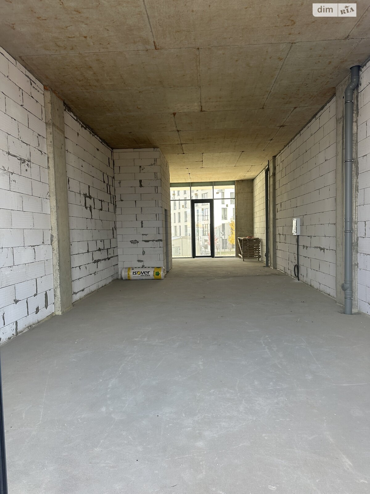 Комерційне приміщення в Минаї, Августина Волошина вулиця, ціна оренди: 51 746 грн за об’єкт фото 1