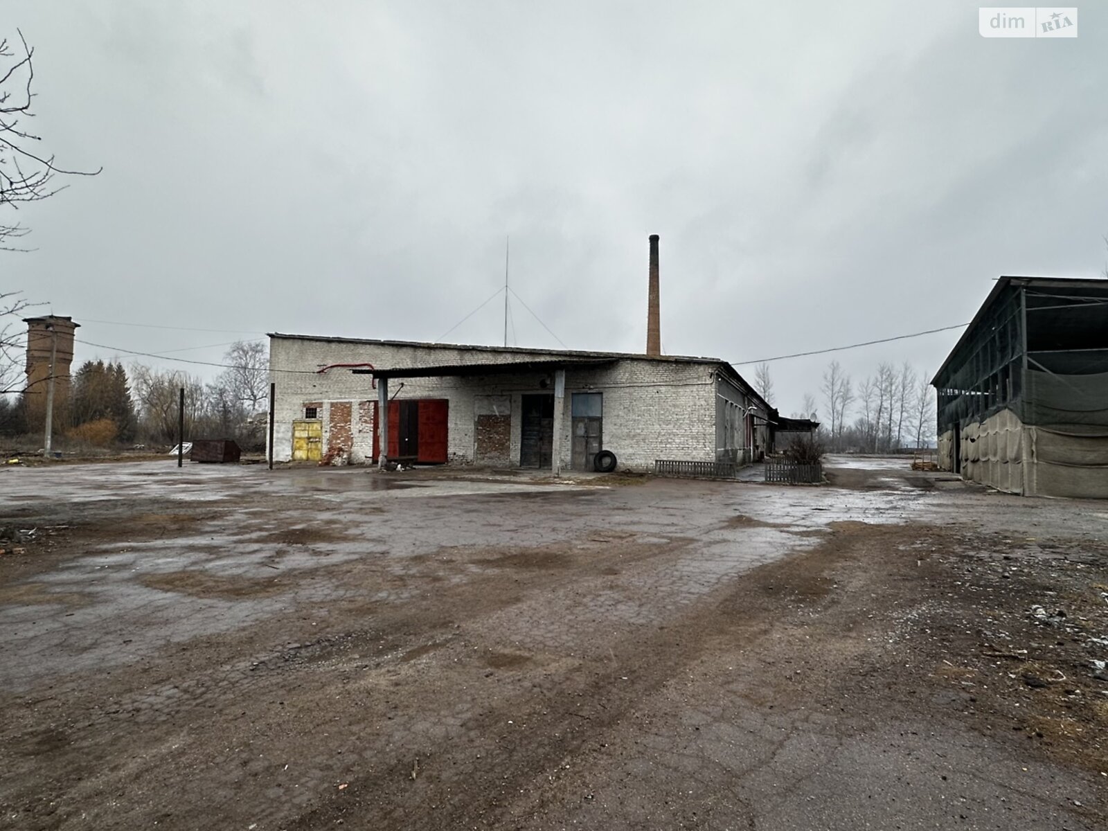 Коммерческое помещение в Мирополе, Центральная улица 131, цена аренды: 30 000 грн за объект фото 1 Коммерческое помещение в Мирополе, Центральная улица 131, цена аренды: 30 000 грн за объект фото 1