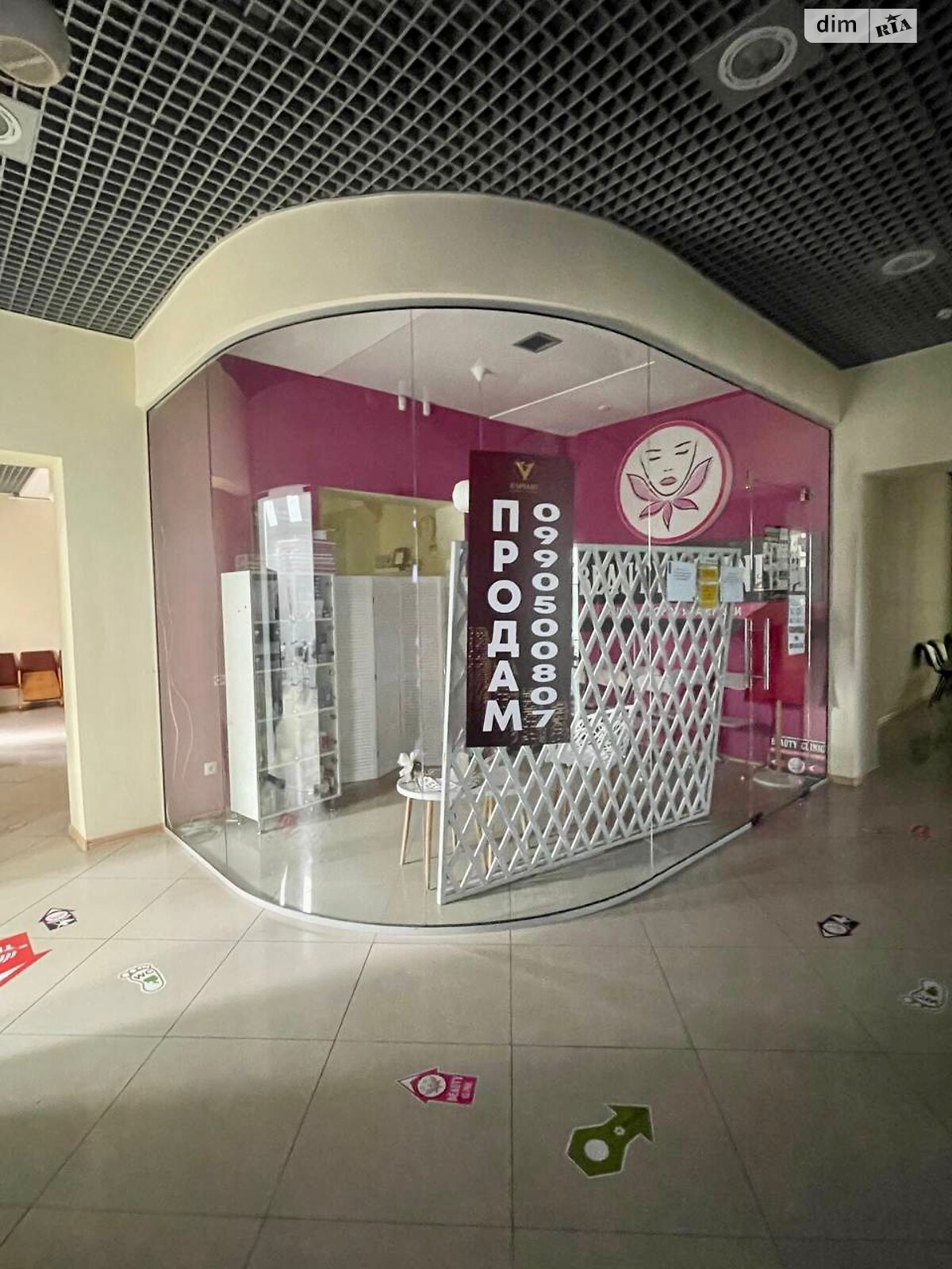 Коммерческое помещение в Надворной, Мазепы улица 25А, цена аренды: 8 500 грн за объект фото 1