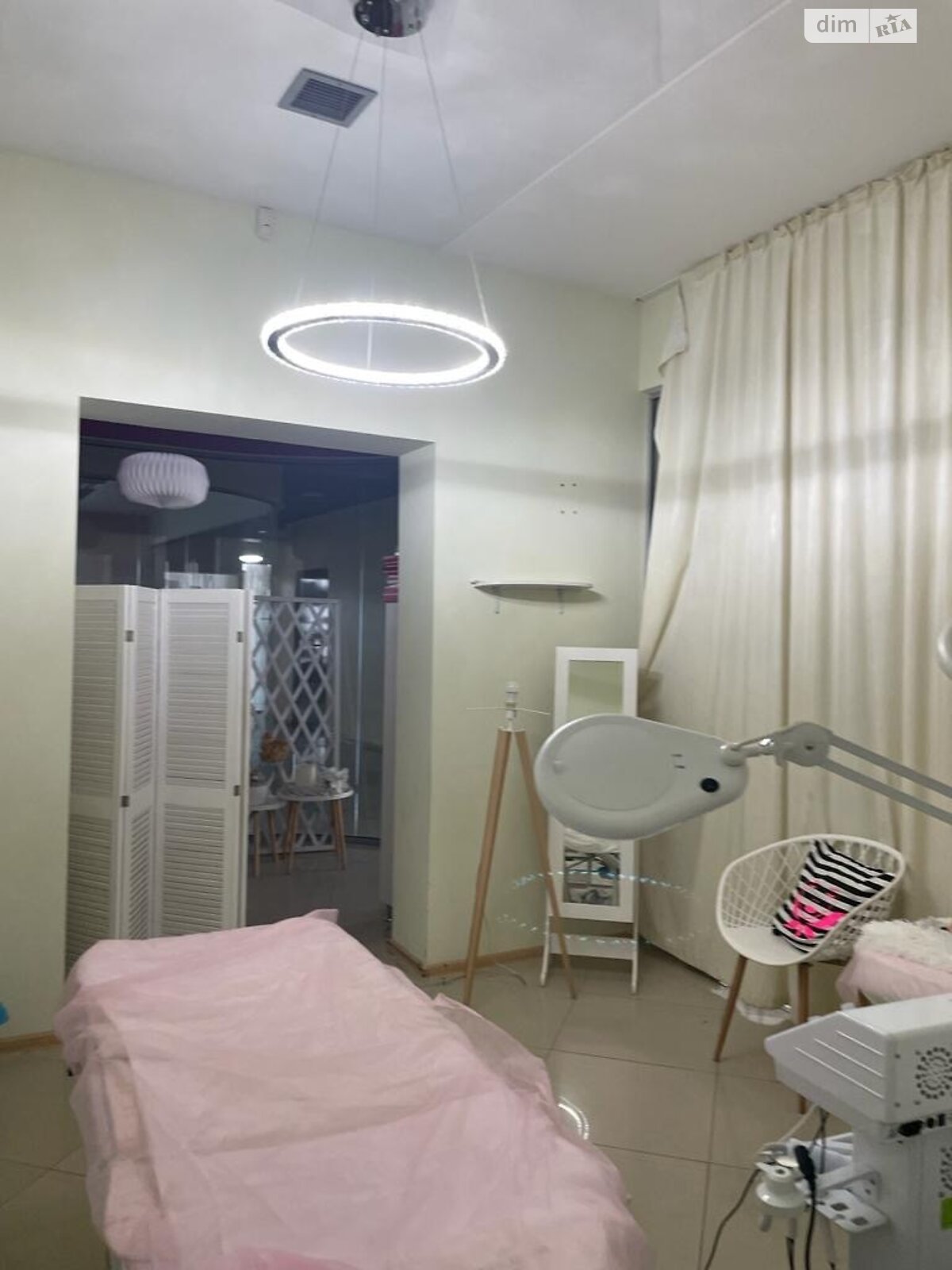 Коммерческое помещение в Надворной, Мазепы улица 25А, цена аренды: 8 500 грн за объект фото 1