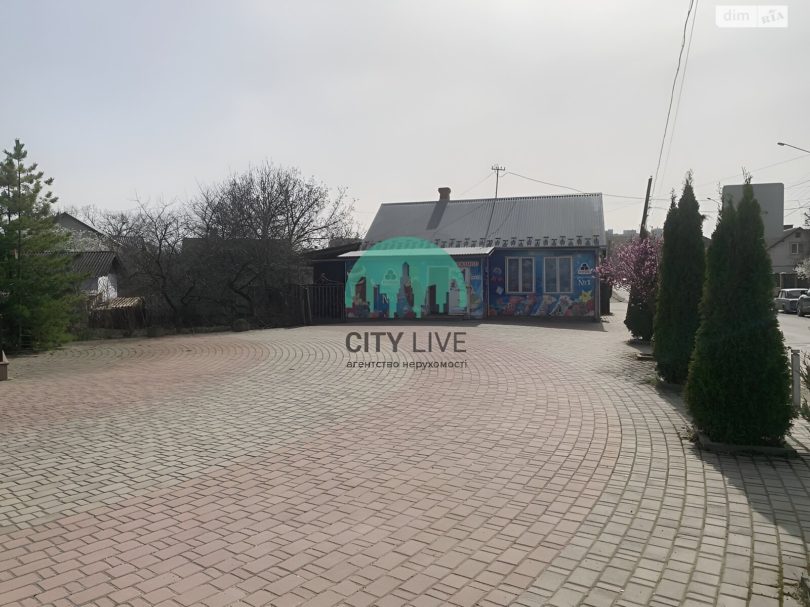 Комерційне приміщення в Микитинцях, здам в оренду по Українських Декабристів вулиця 11, район Рінь, ціна: 12 000 грн за об’єкт фото 1 Комерційне приміщення в Микитинцях, здам в оренду по Українських Декабристів вулиця 11, район Рінь, ціна: 12 000 грн за об’єкт фото 1