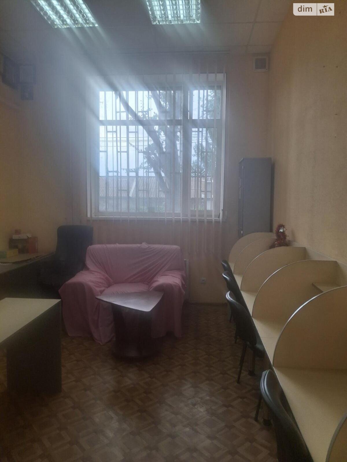 Коммерческое помещение в Николаеве, сдам в аренду по Проспект Героїв України, район Центр, цена: 3 500 грн за объект фото 1 Коммерческое помещение в Николаеве, сдам в аренду по Проспект Героїв України, район Центр, цена: 3 500 грн за объект фото 1