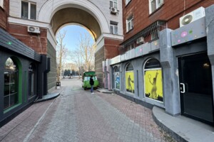 Коммерческое помещение в Николаеве, сдам в аренду по Соборная улица, район Центр, цена: 1 000 грн за объект фото 2