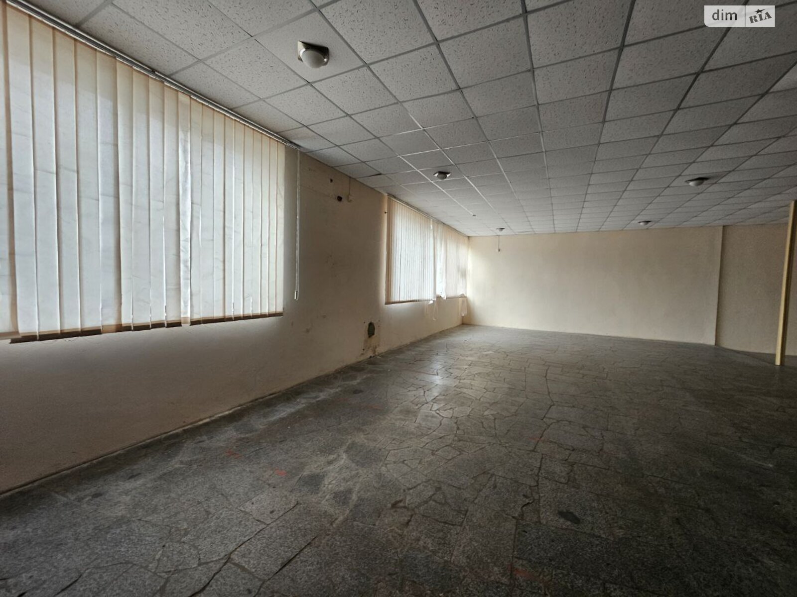 Коммерческое помещение в Николаеве, сдам в аренду по Центральный проспект, район Центр, цена: 1 000 грн за объект фото 1