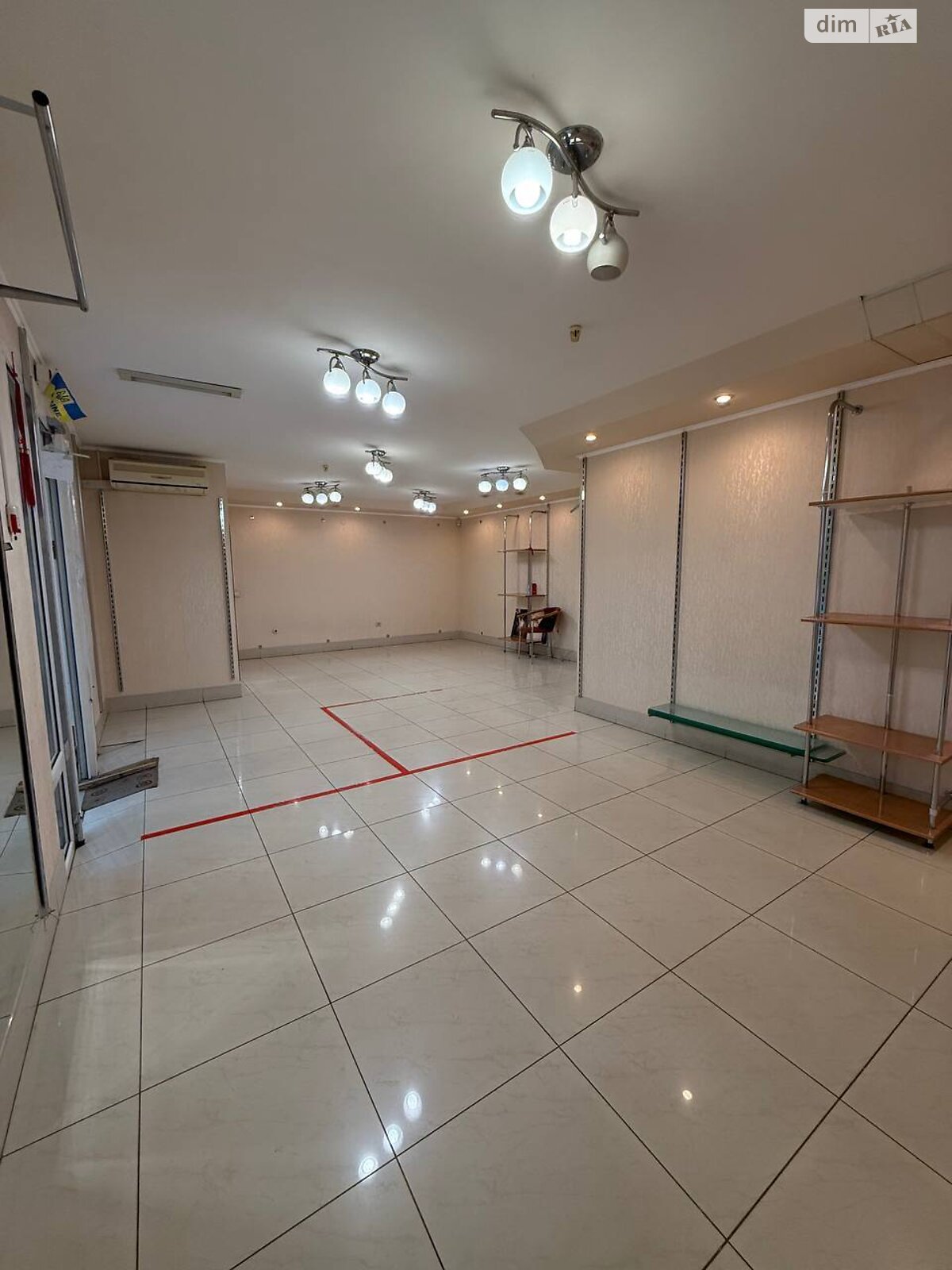 Коммерческое помещение в Николаеве, сдам в аренду по Центральный проспект 191, район Центральный, цена: 13 000 грн за объект фото 1 Коммерческое помещение в Николаеве, сдам в аренду по Центральный проспект 191, район Центральный, цена: 13 000 грн за объект фото 1