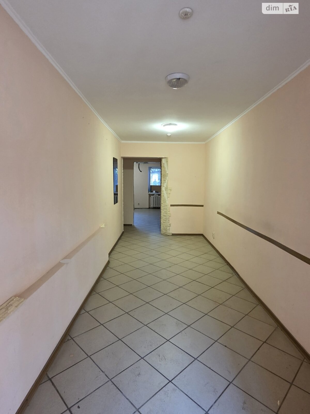 Коммерческое помещение в Николаеве, сдам в аренду по Богоявленский проспект, район ЮТЗ, цена: 20 000 грн за объект фото 1 Коммерческое помещение в Николаеве, сдам в аренду по Богоявленский проспект, район ЮТЗ, цена: 20 000 грн за объект фото 1