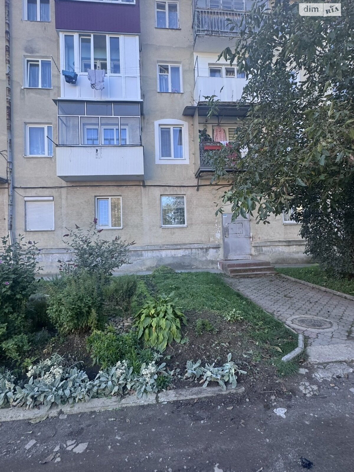 Коммерческое помещение в Новом Роздоле, Шевченко Тараса проспект 9, цена аренды: 6 000 грн за объект фото 1 Коммерческое помещение в Новом Роздоле, Шевченко Тараса проспект 9, цена аренды: 6 000 грн за объект фото 1