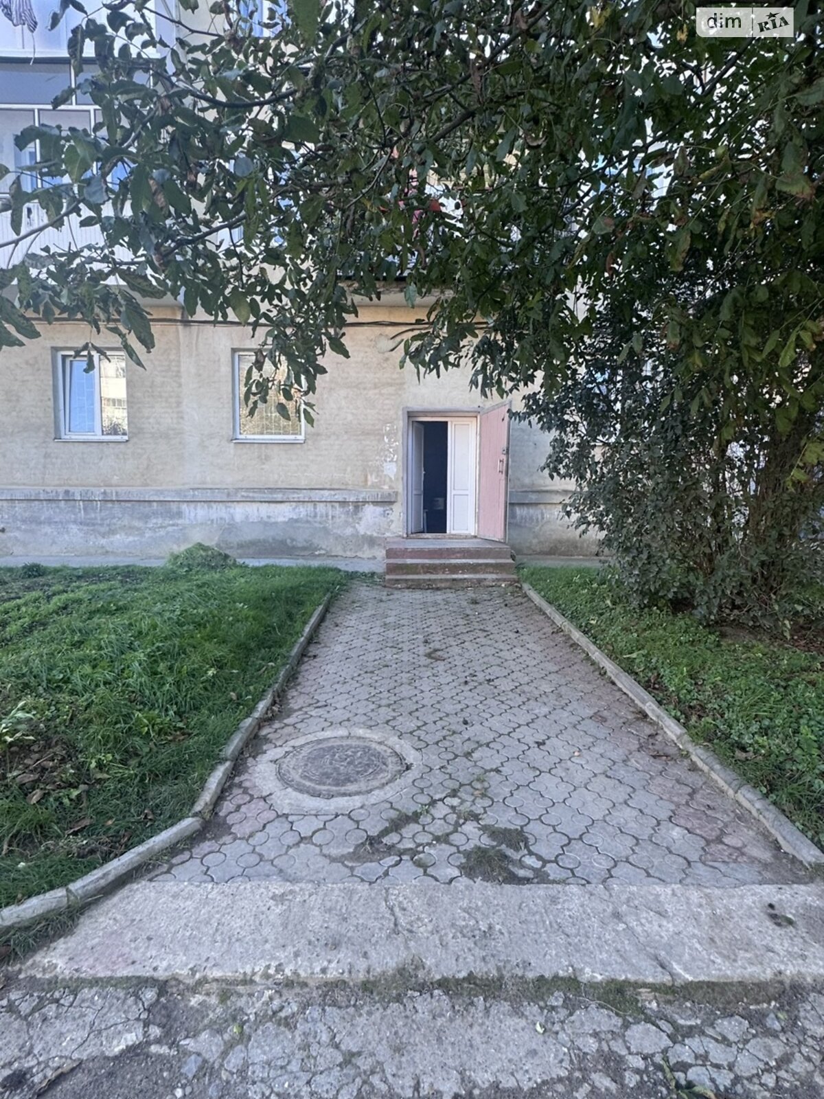 Коммерческое помещение в Новом Роздоле, Шевченко Тараса проспект 9, цена аренды: 6 000 грн за объект фото 1 Коммерческое помещение в Новом Роздоле, Шевченко Тараса проспект 9, цена аренды: 6 000 грн за объект фото 1