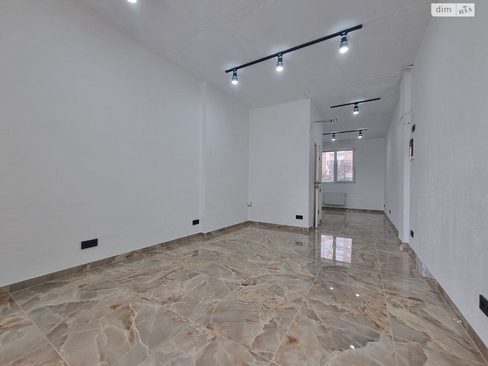 Коммерческое помещение в Одессе, Академика Сахарова улица 9, цена аренды: 12 500 грн за объект фото 1