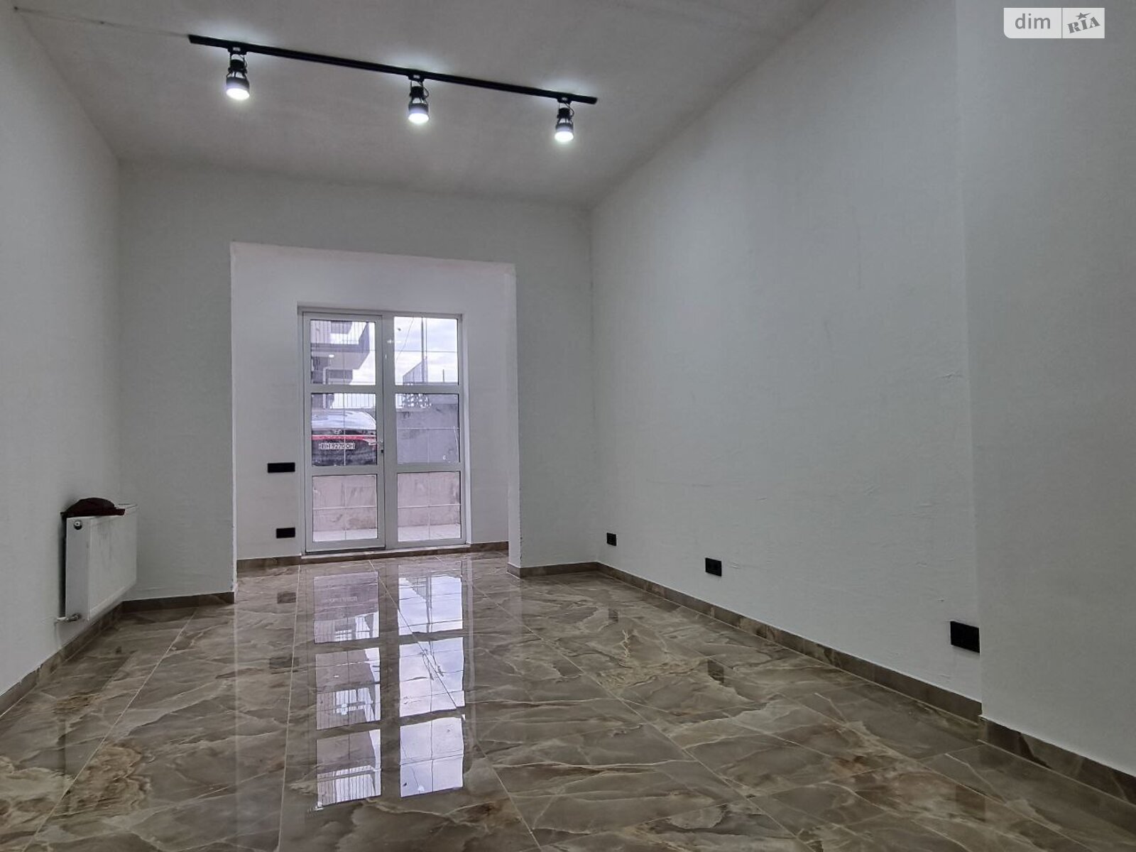 Коммерческое помещение в Одессе, Академика Сахарова улица 9, цена аренды: 12 500 грн за объект фото 1