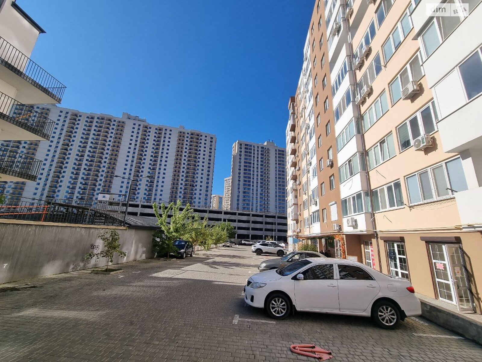 Коммерческое помещение в Одессе, Академика Сахарова улица 9, цена аренды: 12 500 грн за объект фото 1