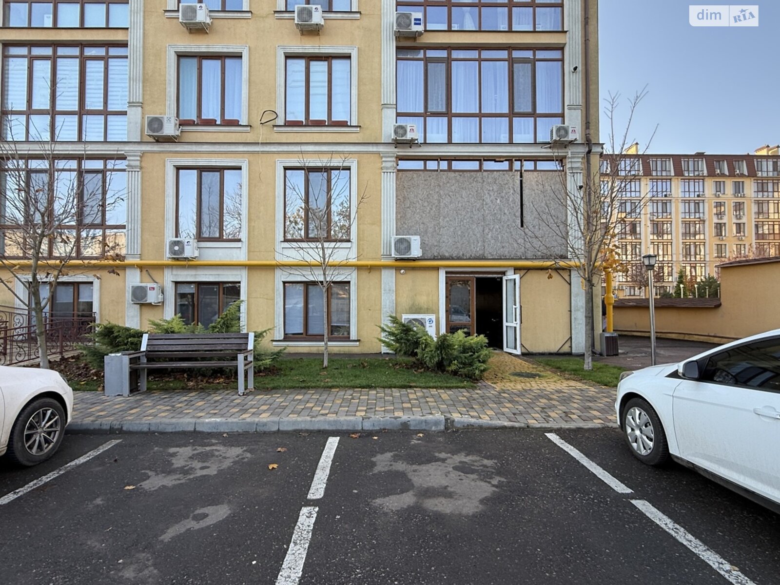 Коммерческое помещение в Одессе, сдам в аренду по Дача Ковалевского улица 121/2, район Дача Ковалёвского, цена: 33 920 грн за объект фото 1 Коммерческое помещение в Одессе, сдам в аренду по Дача Ковалевского улица 121/2, район Дача Ковалёвского, цена: 33 920 грн за объект фото 1