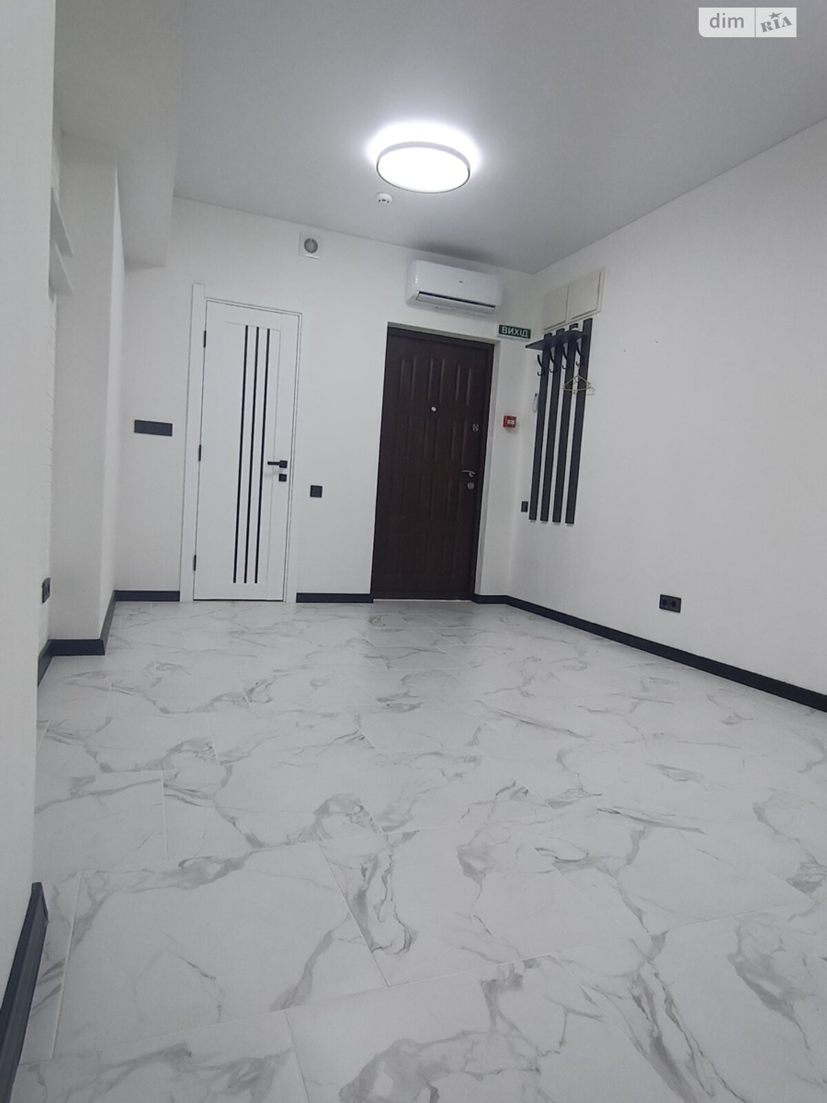 Комерційне приміщення в Одесі, здам в оренду по Літературна вулиця, район Аркадія, ціна: 11 000 грн за об’єкт фото 1