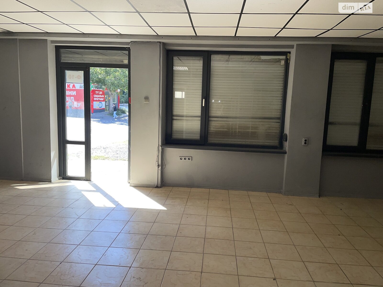 Коммерческое помещение в Одессе, сдам в аренду по Владислава Бувалкина (Генерала Бочарова) улица 60, район Поселок Котовского, цена: 13 000 грн за объект фото 1 Коммерческое помещение в Одессе, сдам в аренду по Владислава Бувалкина (Генерала Бочарова) улица 60, район Поселок Котовского, цена: 13 000 грн за объект фото 1