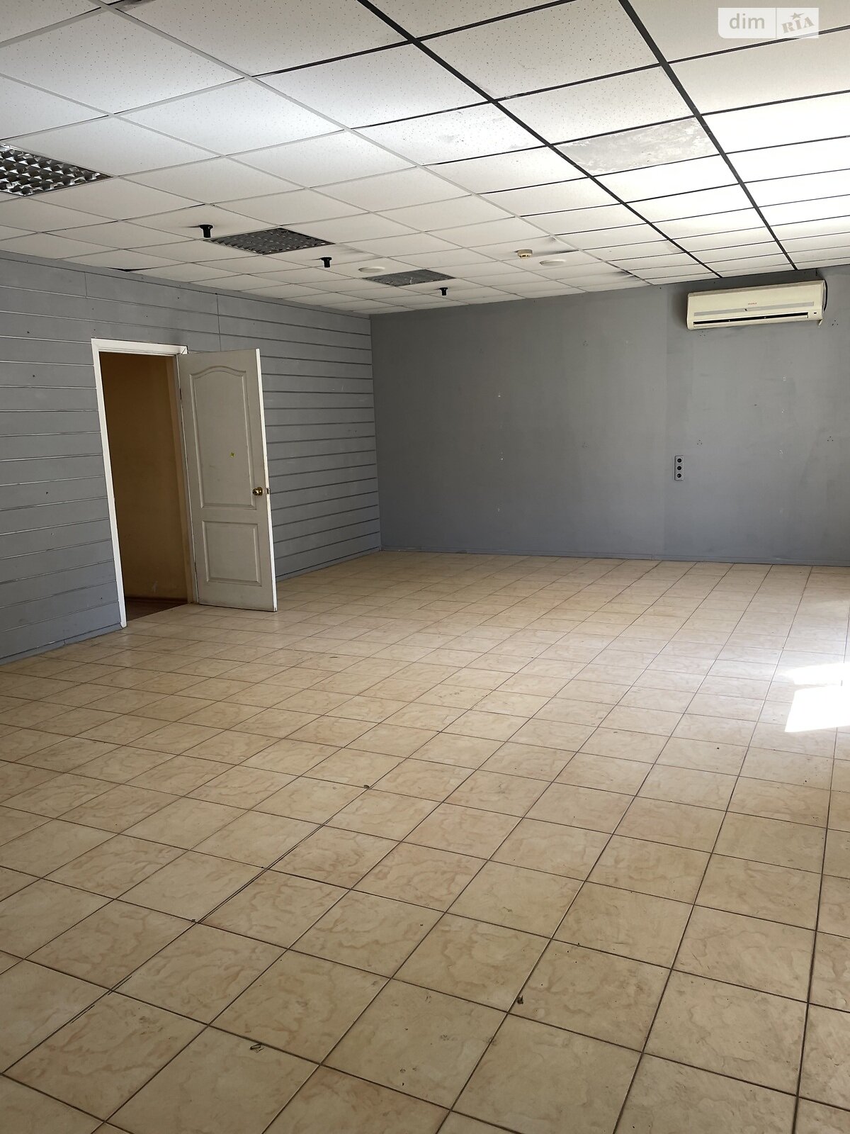 Коммерческое помещение в Одессе, сдам в аренду по Владислава Бувалкина (Генерала Бочарова) улица 60, район Поселок Котовского, цена: 13 000 грн за объект фото 1 Коммерческое помещение в Одессе, сдам в аренду по Владислава Бувалкина (Генерала Бочарова) улица 60, район Поселок Котовского, цена: 13 000 грн за объект фото 1