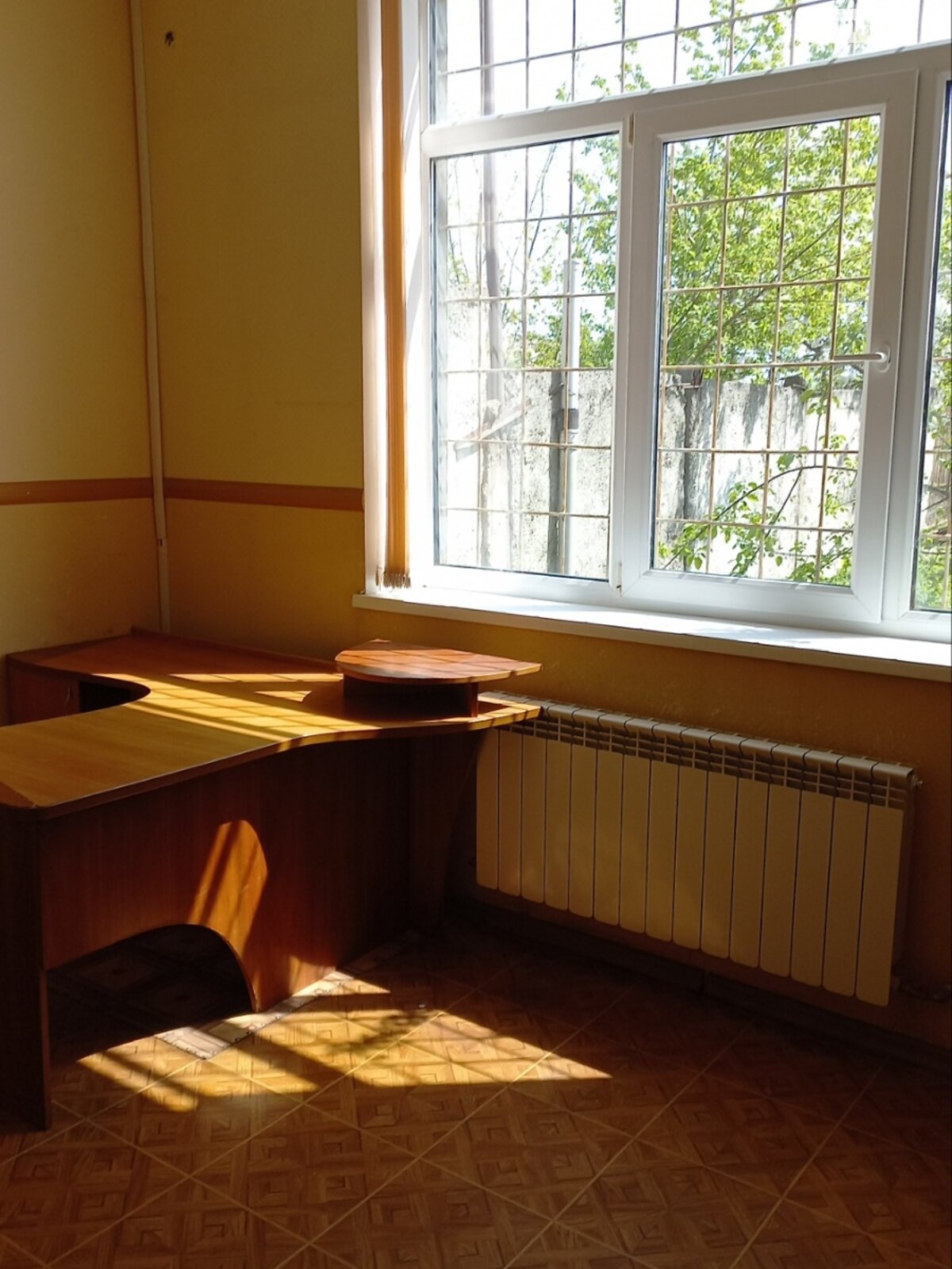Комерційне приміщення в Первомайську, Кам’яномостівська вулиця, ціна оренди: 42 500 грн за об’єкт фото 1 Комерційне приміщення в Первомайську, Кам’яномостівська вулиця, ціна оренди: 42 500 грн за об’єкт фото 1