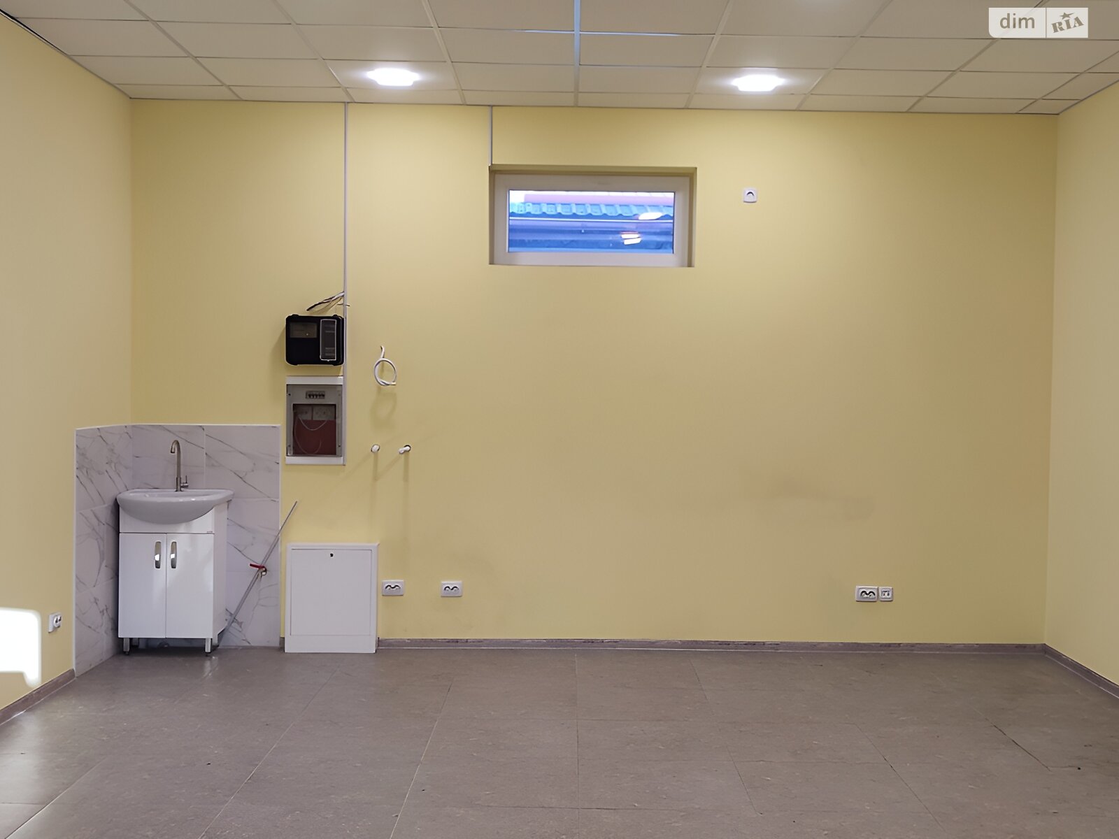 Комерційне приміщення в Петриківці, здам в оренду по Петра Калнишевського (Леніна) проспект 24, район Петриківка, ціна: 9 500 грн за об’єкт фото 1 Комерційне приміщення в Петриківці, здам в оренду по Петра Калнишевського (Леніна) проспект 24, район Петриківка, ціна: 9 500 грн за об’єкт фото 1