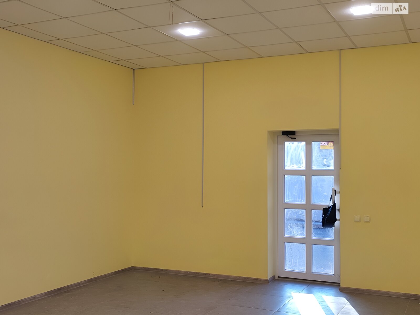 Комерційне приміщення в Петриківці, здам в оренду по Петра Калнишевського (Леніна) проспект 24, район Петриківка, ціна: 9 500 грн за об’єкт фото 1 Комерційне приміщення в Петриківці, здам в оренду по Петра Калнишевського (Леніна) проспект 24, район Петриківка, ціна: 9 500 грн за об’єкт фото 1