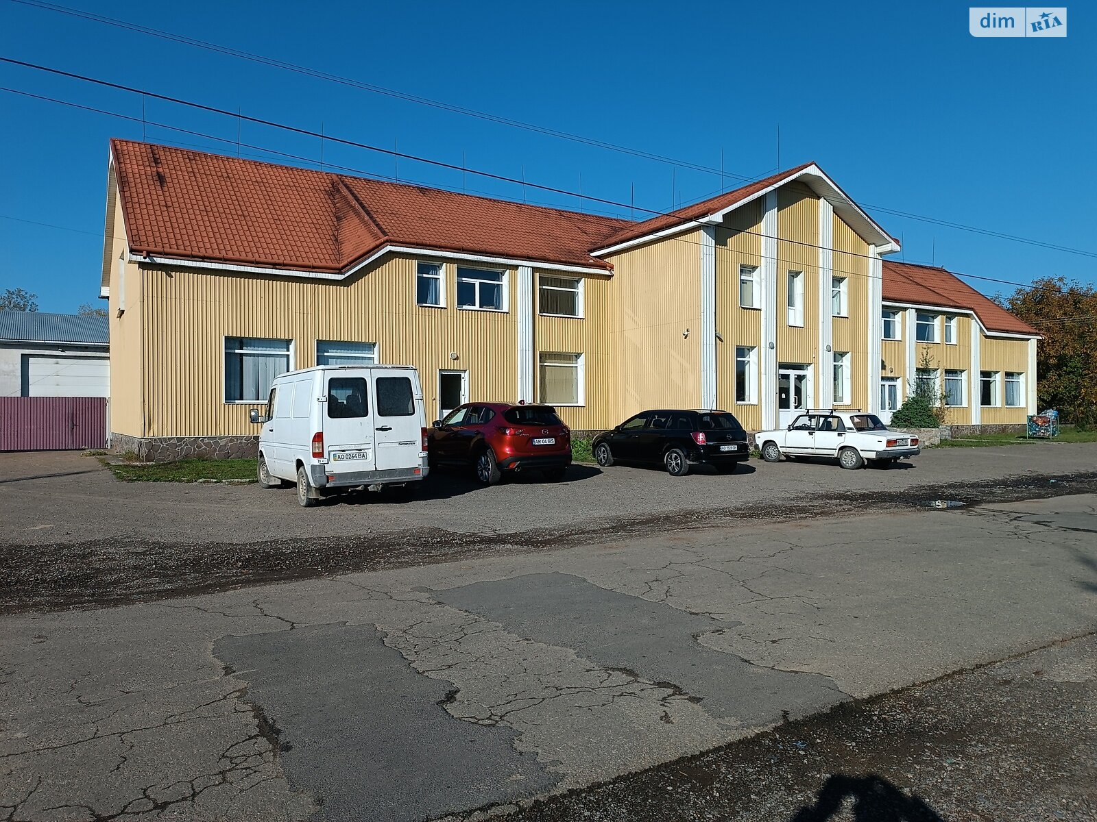 Комерційне приміщення в Підвиноградові, Незалежності проспект, ціна оренди: 211 775 грн за об’єкт фото 1