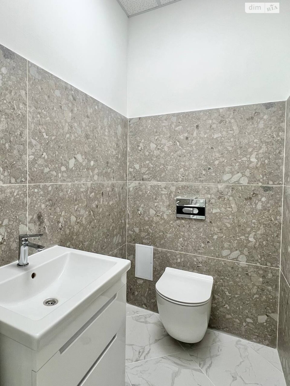 Коммерческое помещение в Полтаве, сдам в аренду по Дмитриева Николая улица 6, цена: 45 000 грн за объект фото 1 Коммерческое помещение в Полтаве, сдам в аренду по Дмитриева Николая улица 6, цена: 45 000 грн за объект фото 1