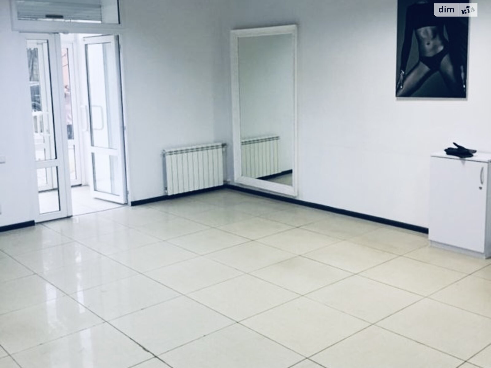 Коммерческое помещение в Полтаве, сдам в аренду по Черновола Вячеслава улица 2Б, район Центр, цена: 25 000 грн за объект фото 1