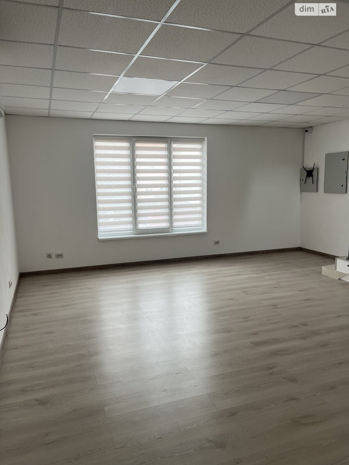 Комерційне приміщення в Рахові, здам в оренду по Привокзальна вулиця, район Рахів, ціна: 25 000 грн за об’єкт фото 1