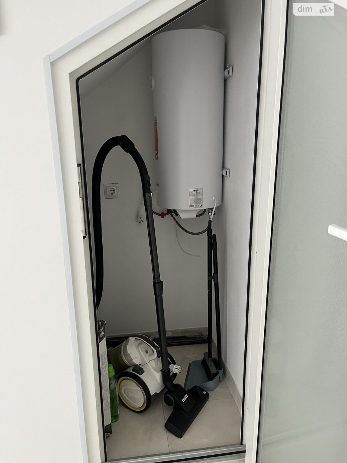 Комерційне приміщення в Рахові, здам в оренду по Привокзальна вулиця, район Рахів, ціна: 25 000 грн за об’єкт фото 1