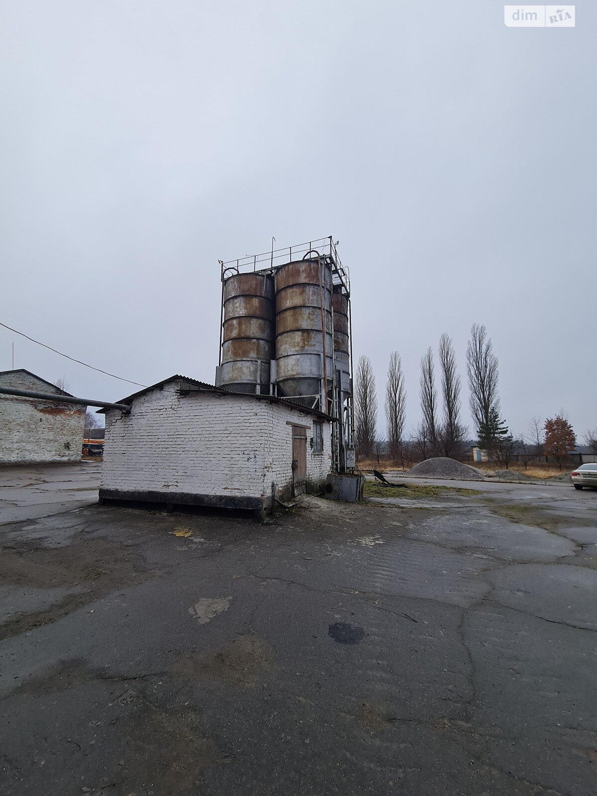 Коммерческое помещение в Рокитном, сдам в аренду по Поповича улица 41, район Рокитное, цена: 20 000 грн за объект фото 1