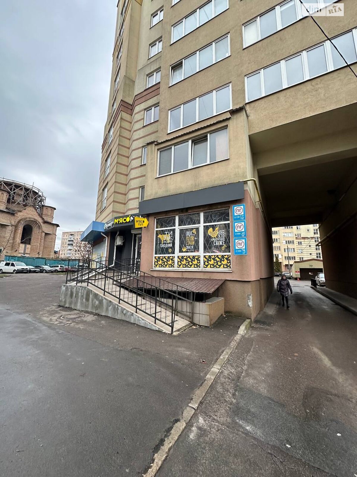 Комерційне приміщення в Рівному, здам в оренду по Буковинська вулиця 3, район 12-школа, ціна: 35 000 грн за об’єкт фото 1 Комерційне приміщення в Рівному, здам в оренду по Буковинська вулиця 3, район 12-школа, ціна: 35 000 грн за об’єкт фото 1