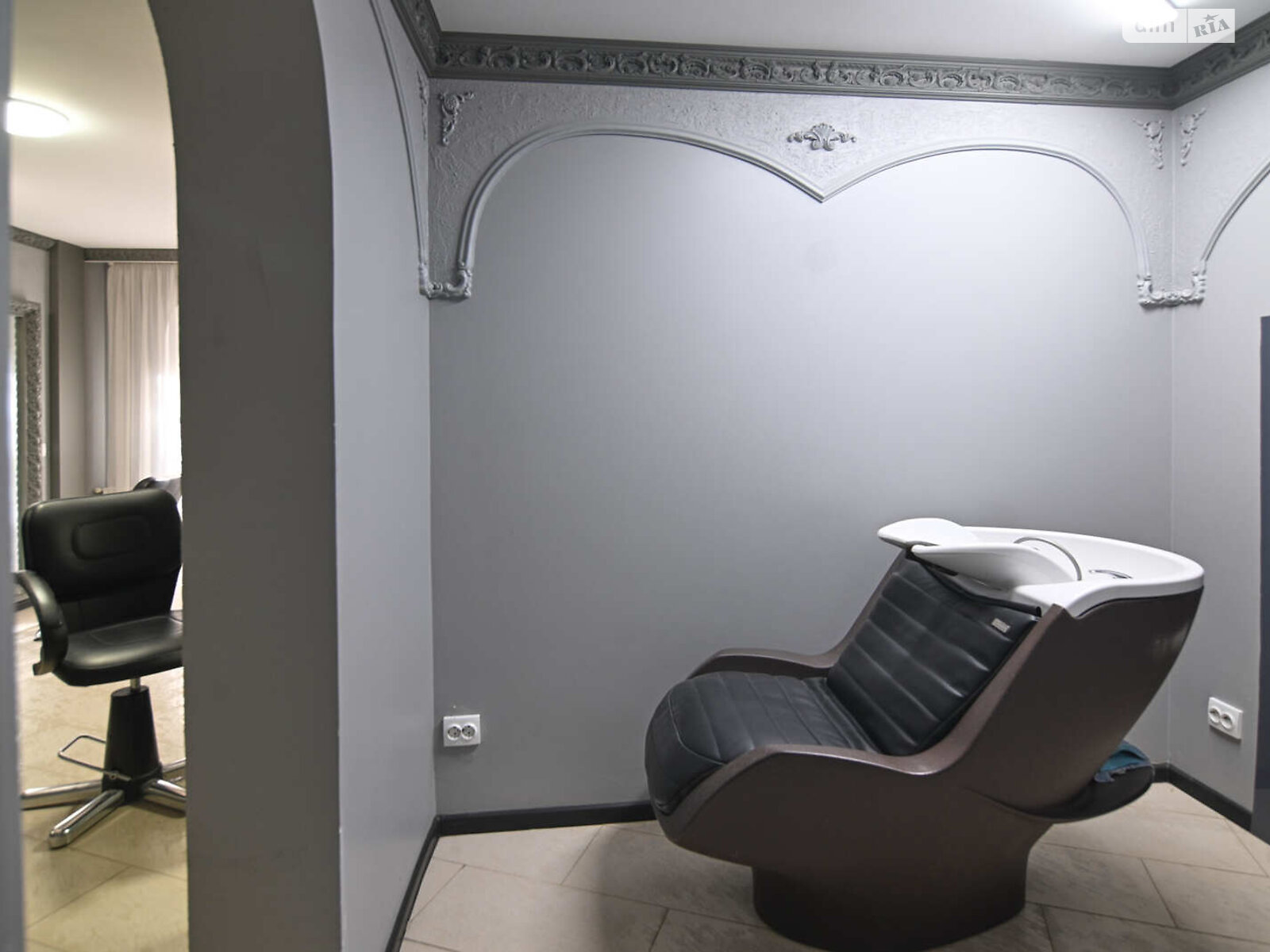 Комерційне приміщення в Рівному, здам в оренду по Степана Бандери вулиця 65, район 12-школа, ціна: 50 000 грн за об’єкт фото 1 Комерційне приміщення в Рівному, здам в оренду по Степана Бандери вулиця 65, район 12-школа, ціна: 50 000 грн за об’єкт фото 1