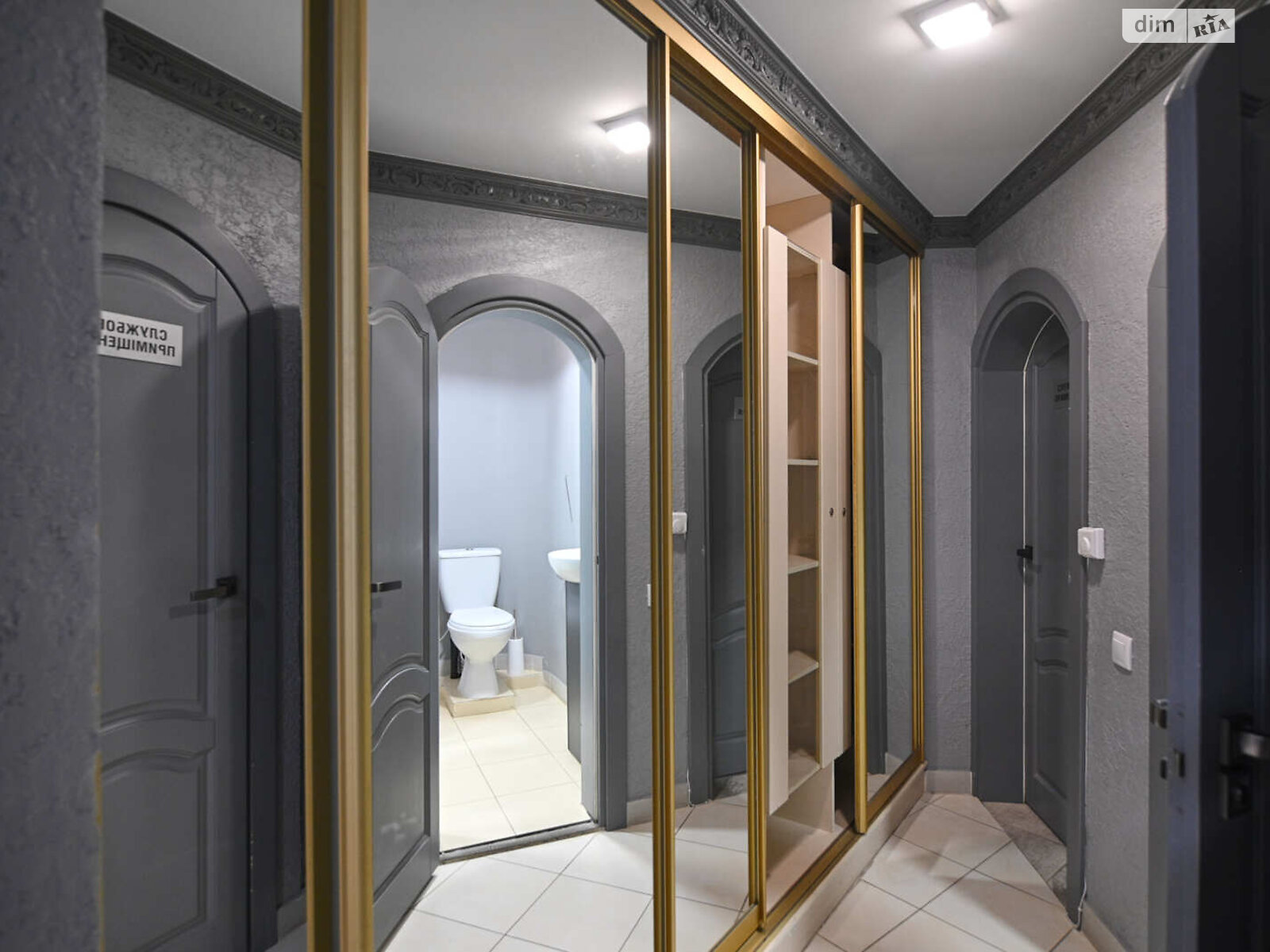 Комерційне приміщення в Рівному, здам в оренду по Степана Бандери вулиця 65, район 12-школа, ціна: 50 000 грн за об’єкт фото 1 Комерційне приміщення в Рівному, здам в оренду по Степана Бандери вулиця 65, район 12-школа, ціна: 50 000 грн за об’єкт фото 1