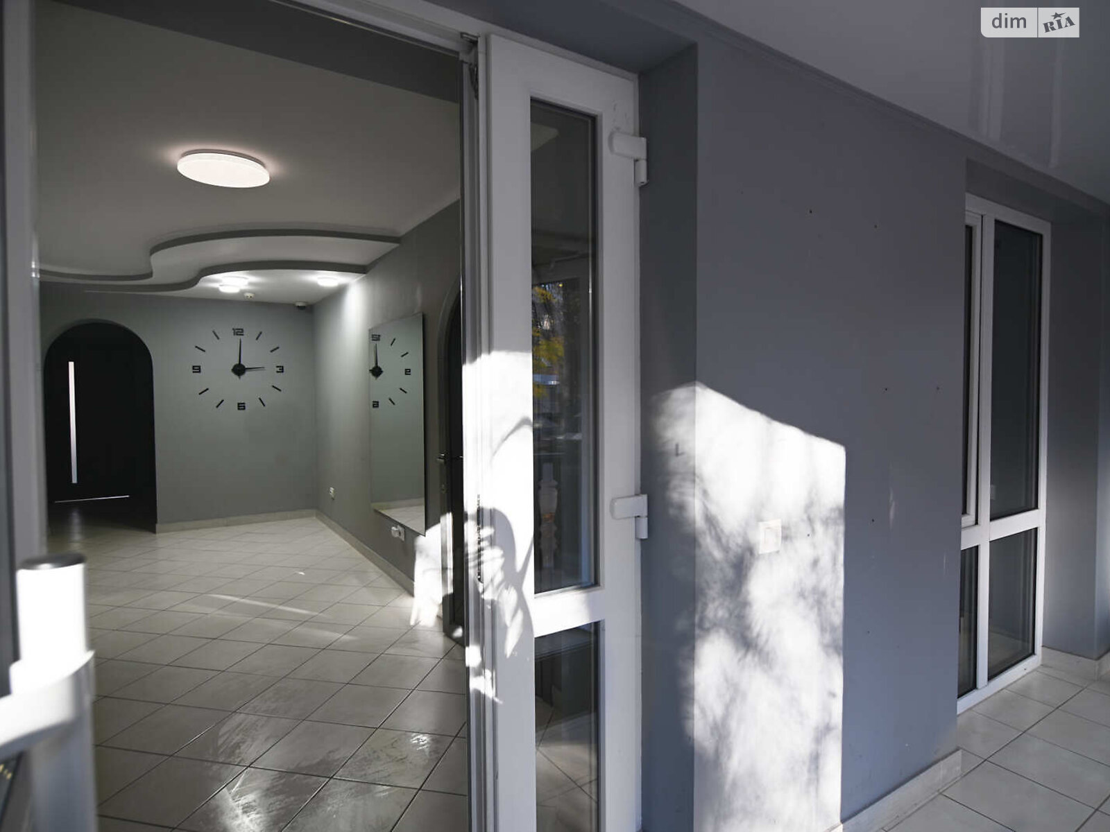 Комерційне приміщення в Рівному, здам в оренду по Степана Бандери вулиця 65, район 12-школа, ціна: 50 000 грн за об’єкт фото 1 Комерційне приміщення в Рівному, здам в оренду по Степана Бандери вулиця 65, район 12-школа, ціна: 50 000 грн за об’єкт фото 1