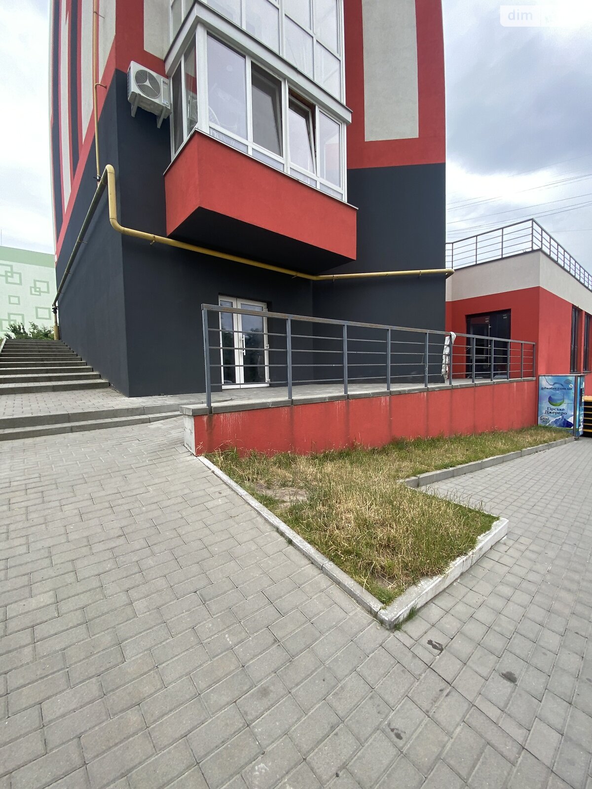 Коммерческое помещение в Ровно, сдам в аренду по Королева улица 23Б, район Авторынок, цена: 350 000 грн за объект фото 1 Коммерческое помещение в Ровно, сдам в аренду по Королева улица 23Б, район Авторынок, цена: 350 000 грн за объект фото 1