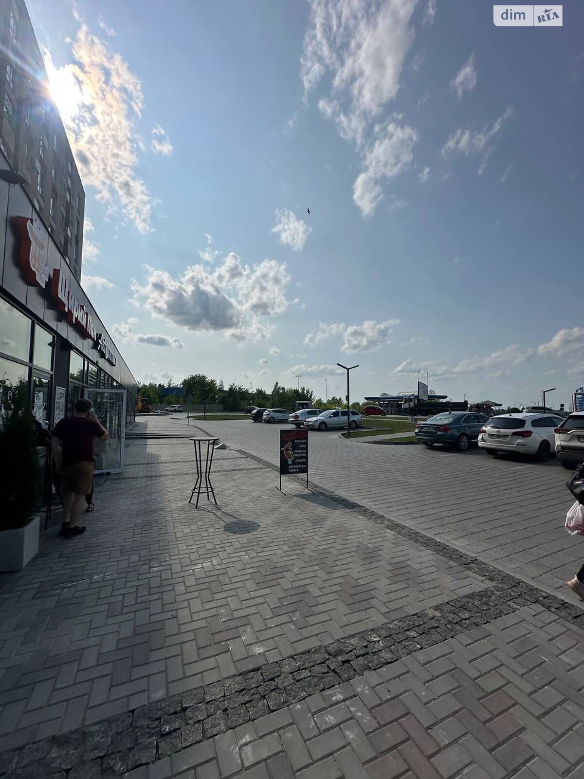 Комерційне приміщення в Рівному, здам в оренду по Соборна вулиця 289, район Авторинок, ціна: 30 000 грн за об’єкт фото 1 Комерційне приміщення в Рівному, здам в оренду по Соборна вулиця 289, район Авторинок, ціна: 30 000 грн за об’єкт фото 1