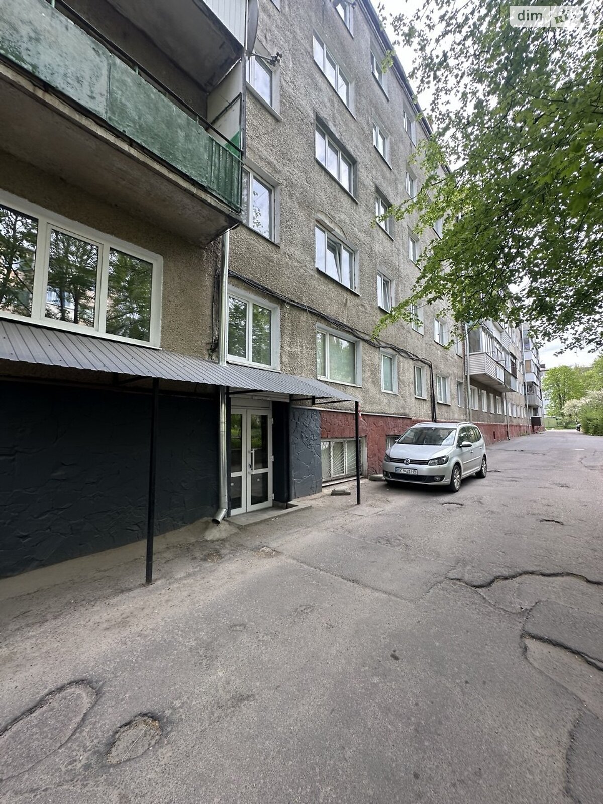 Коммерческое помещение в Ровно, сдам в аренду по Видинская улица 21, район Автовокзал, цена: 5 000 грн за объект фото 1 Коммерческое помещение в Ровно, сдам в аренду по Видинская улица 21, район Автовокзал, цена: 5 000 грн за объект фото 1