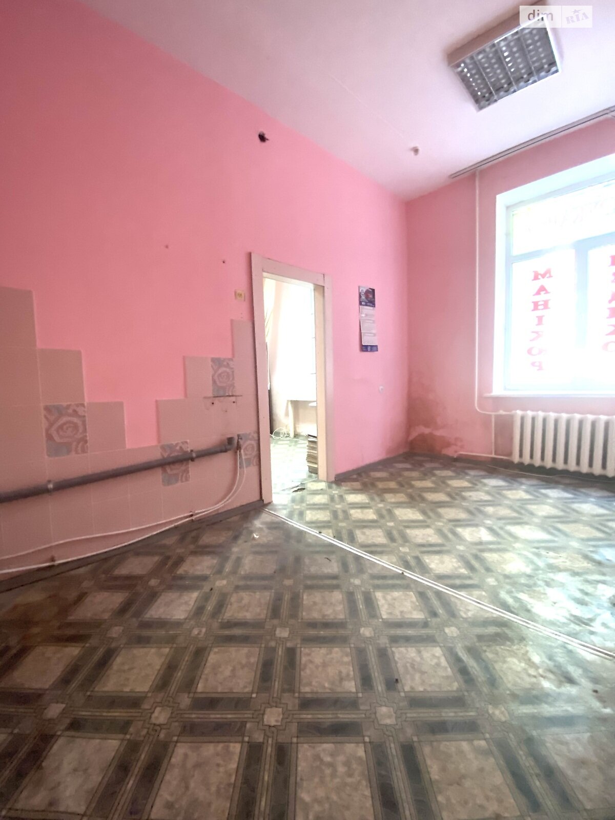 Коммерческое помещение в Ровно, сдам в аренду по Богоявленская улица, район Дозорцева, цена: 7 500 грн за объект фото 1