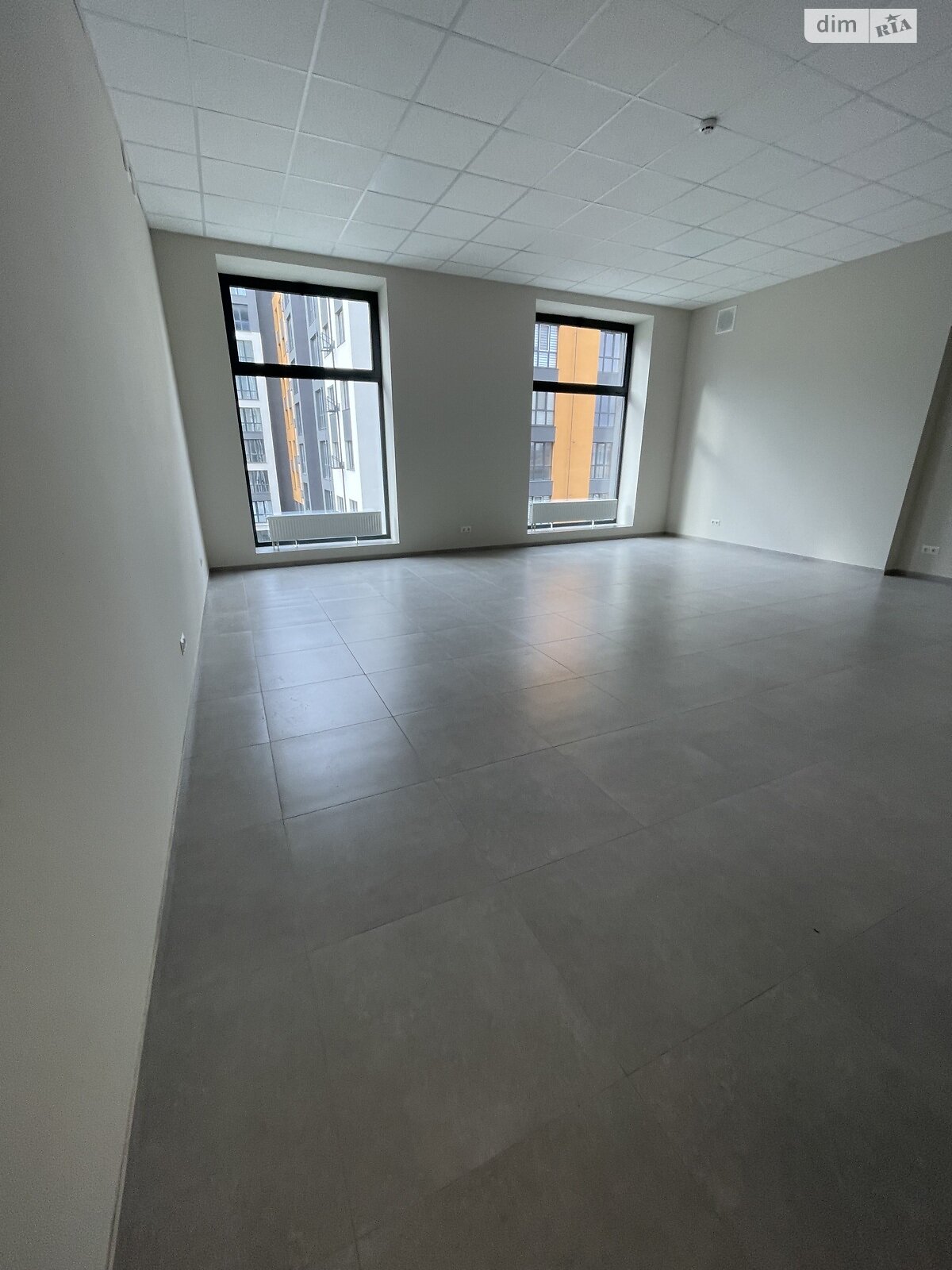 Коммерческое помещение в Ровно, сдам в аренду по Студенческая улица 24, район Счастливое, цена: 20 404 грн за объект фото 1 Коммерческое помещение в Ровно, сдам в аренду по Студенческая улица 24, район Счастливое, цена: 20 404 грн за объект фото 1