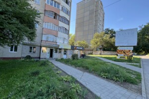 Комерційне приміщення в Рівному, здам в оренду по Коновальця Євгена вулиця 10, район Північний, ціна: 19 500 грн за об’єкт фото 2
