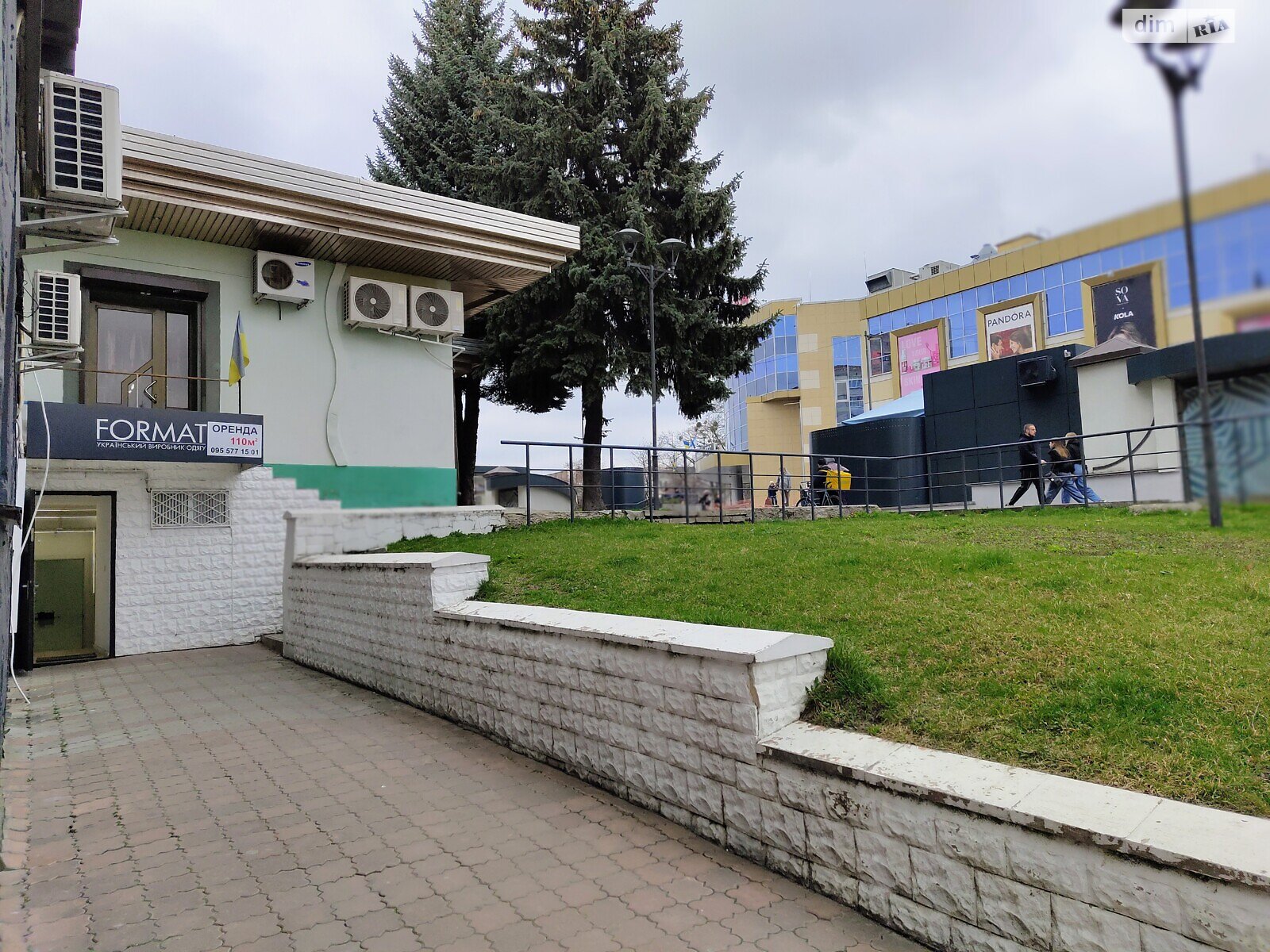 Комерційне приміщення в Рівному, здам в оренду по Олександра Борисенка (Короленка) вулиця 2, район Центр, ціна: 55 000 грн за об’єкт фото 1 Комерційне приміщення в Рівному, здам в оренду по Олександра Борисенка (Короленка) вулиця 2, район Центр, ціна: 55 000 грн за об’єкт фото 1