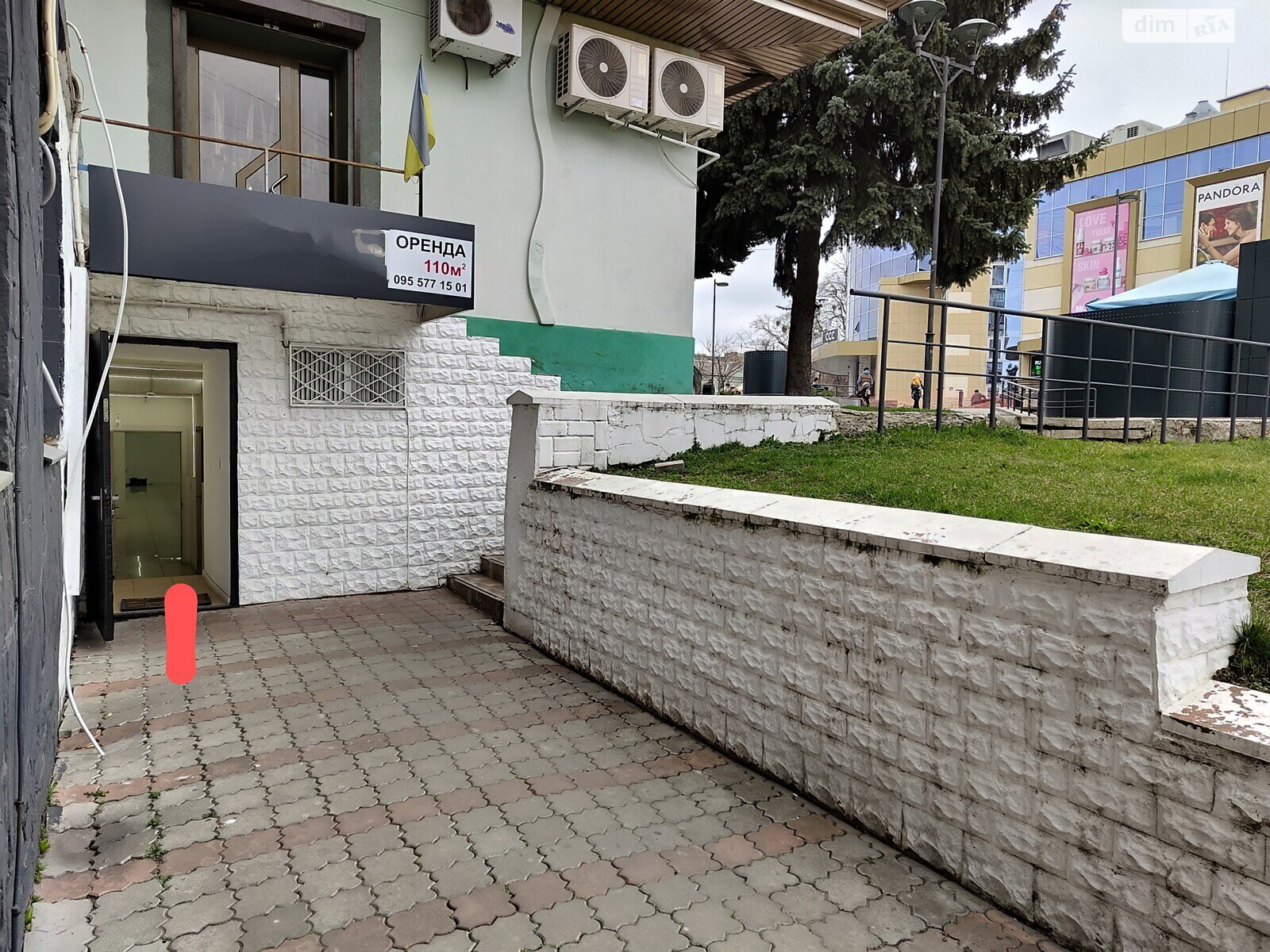 Комерційне приміщення в Рівному, здам в оренду по Олександра Борисенка (Короленка) вулиця 2, район Центр, ціна: 55 000 грн за об’єкт фото 1 Комерційне приміщення в Рівному, здам в оренду по Олександра Борисенка (Короленка) вулиця 2, район Центр, ціна: 55 000 грн за об’єкт фото 1