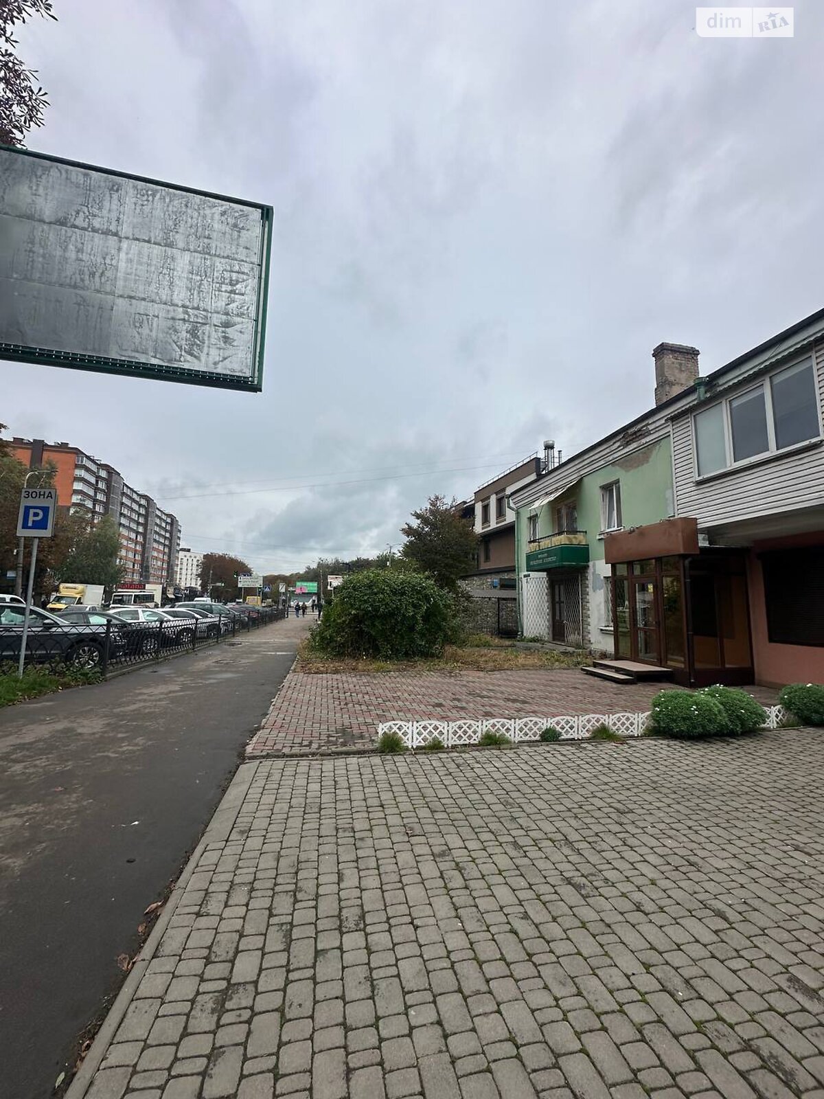 Комерційне приміщення в Рівному, здам в оренду по Чорновола В’ячеслава вулиця 35, район Центр, ціна: 16 000 грн за об’єкт фото 1 Комерційне приміщення в Рівному, здам в оренду по Чорновола В’ячеслава вулиця 35, район Центр, ціна: 16 000 грн за об’єкт фото 1